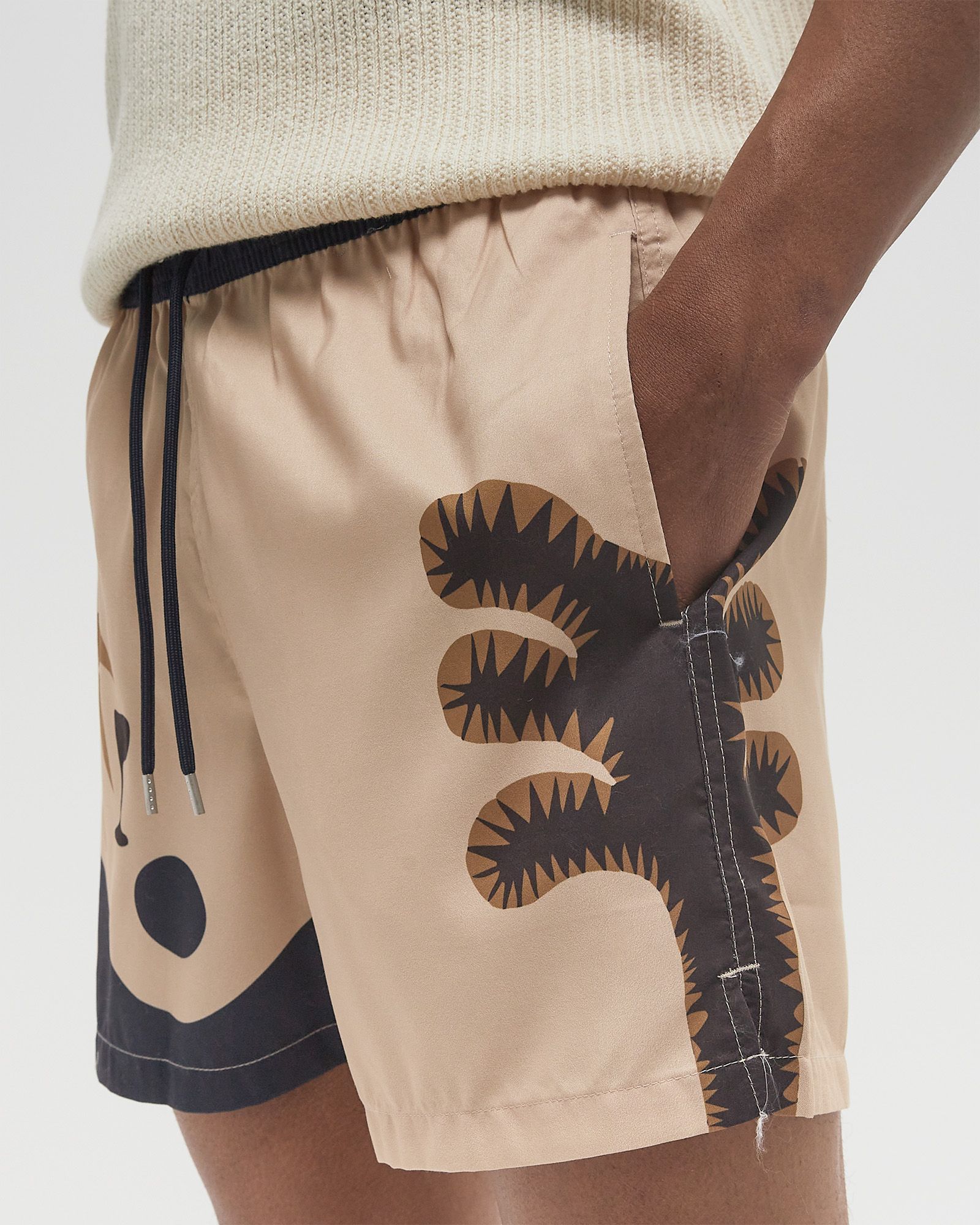 YIN YANG SUN SHORTS