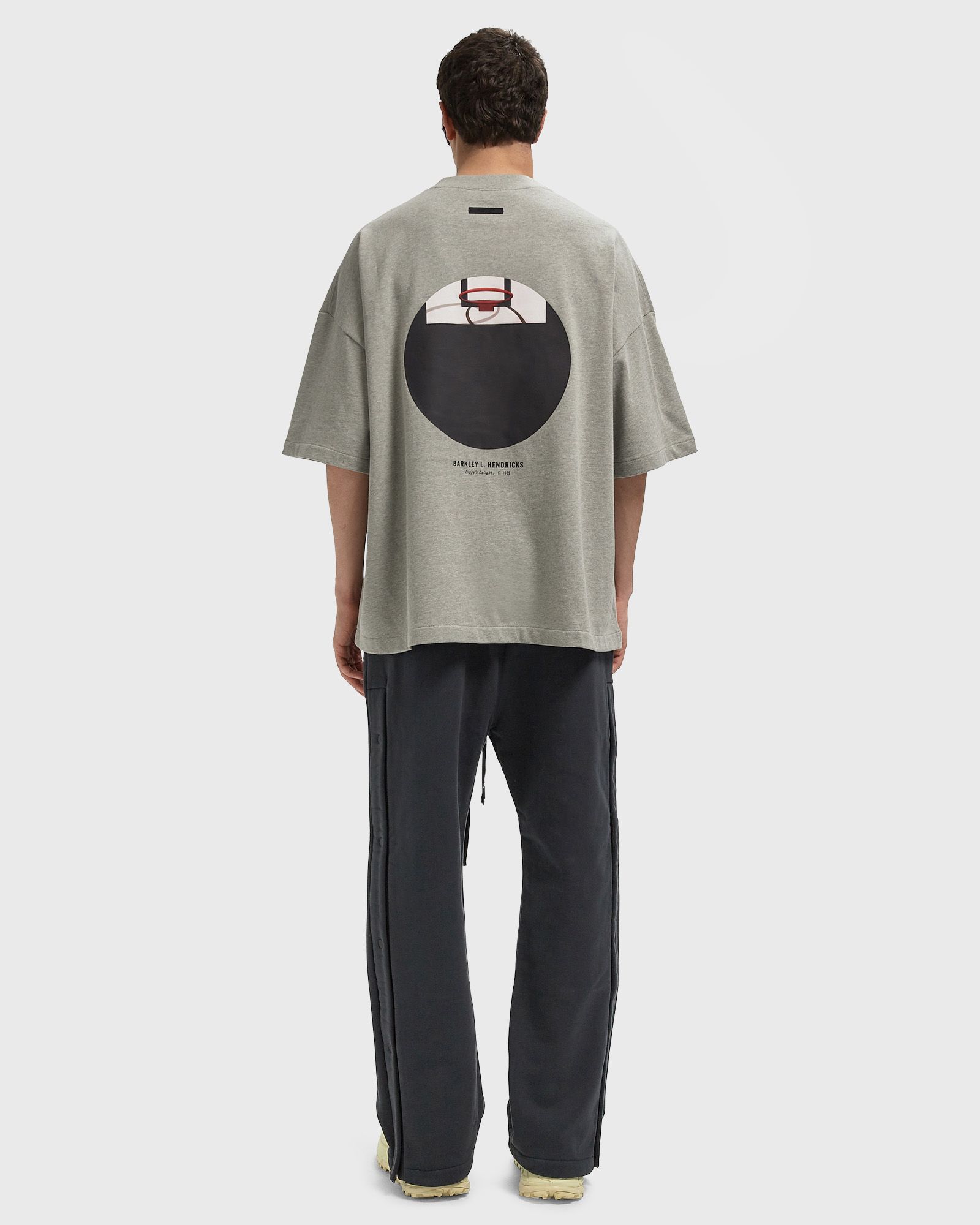 CELTICS X Barkley Hendricks 90'S TEE