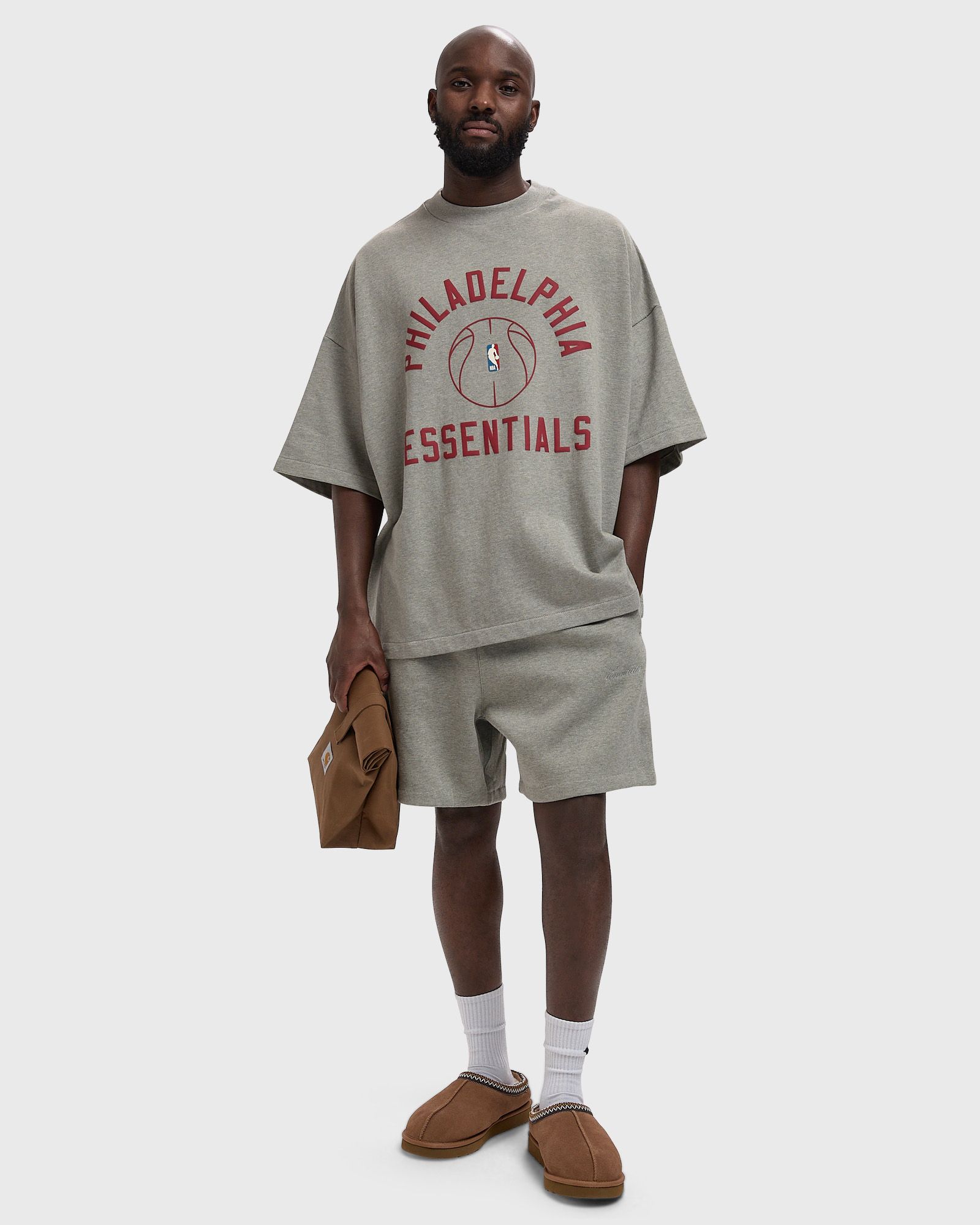 SIXERS X Barkley Hendricks 90'S TEE
