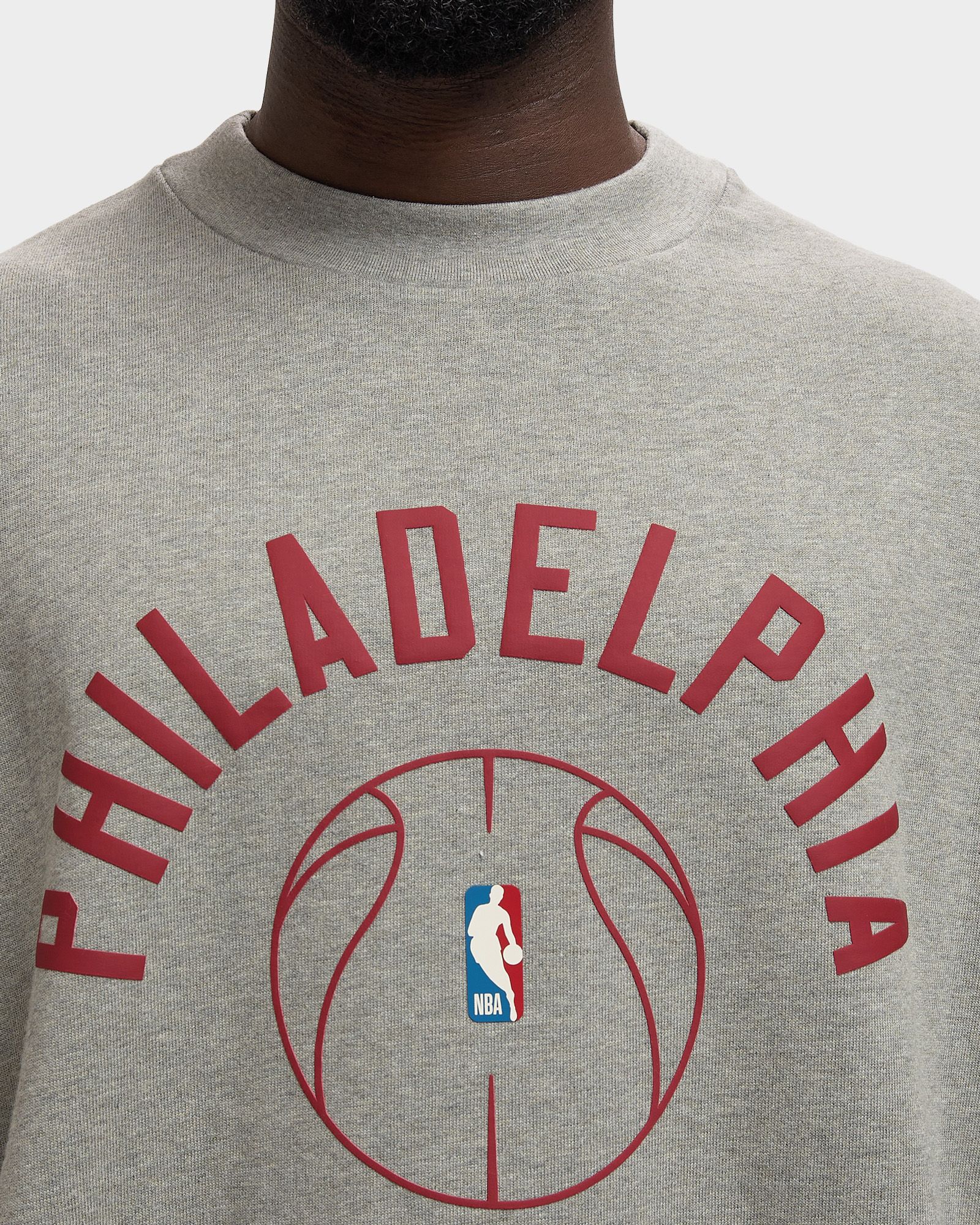 SIXERS X Barkley Hendricks 90'S TEE