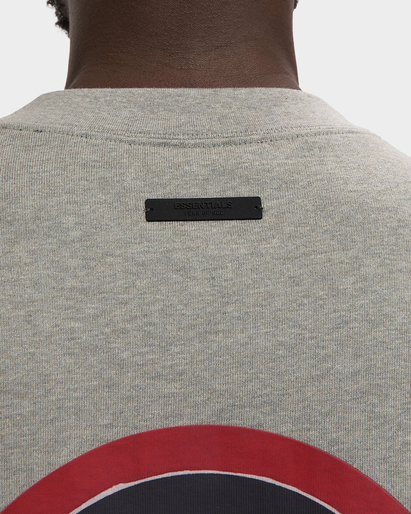 SIXERS X Barkley Hendricks 90'S TEE