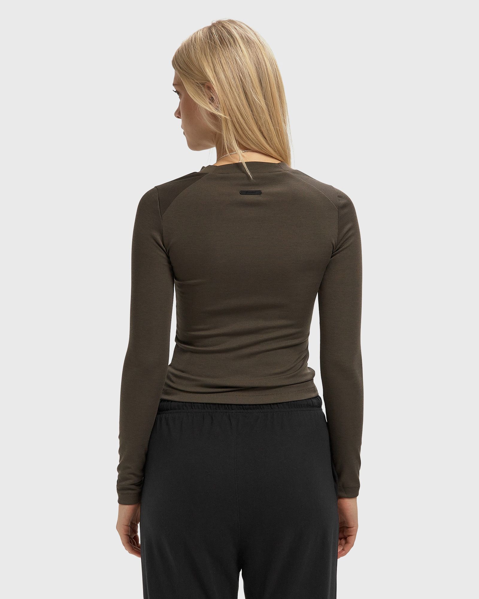 WMNS FITTED LONG SLEEVE TEE