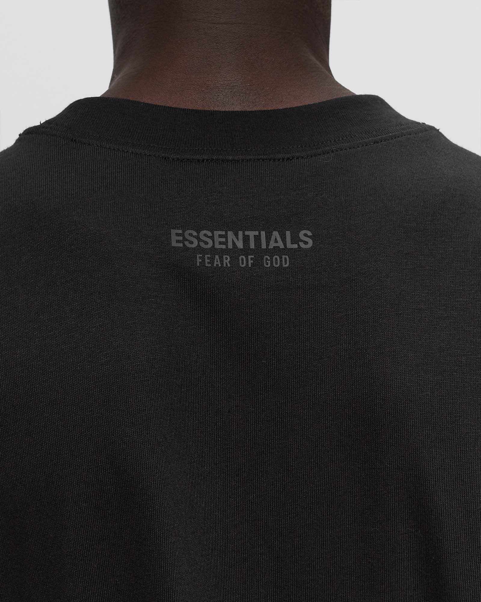 ESSENTIALS TEE