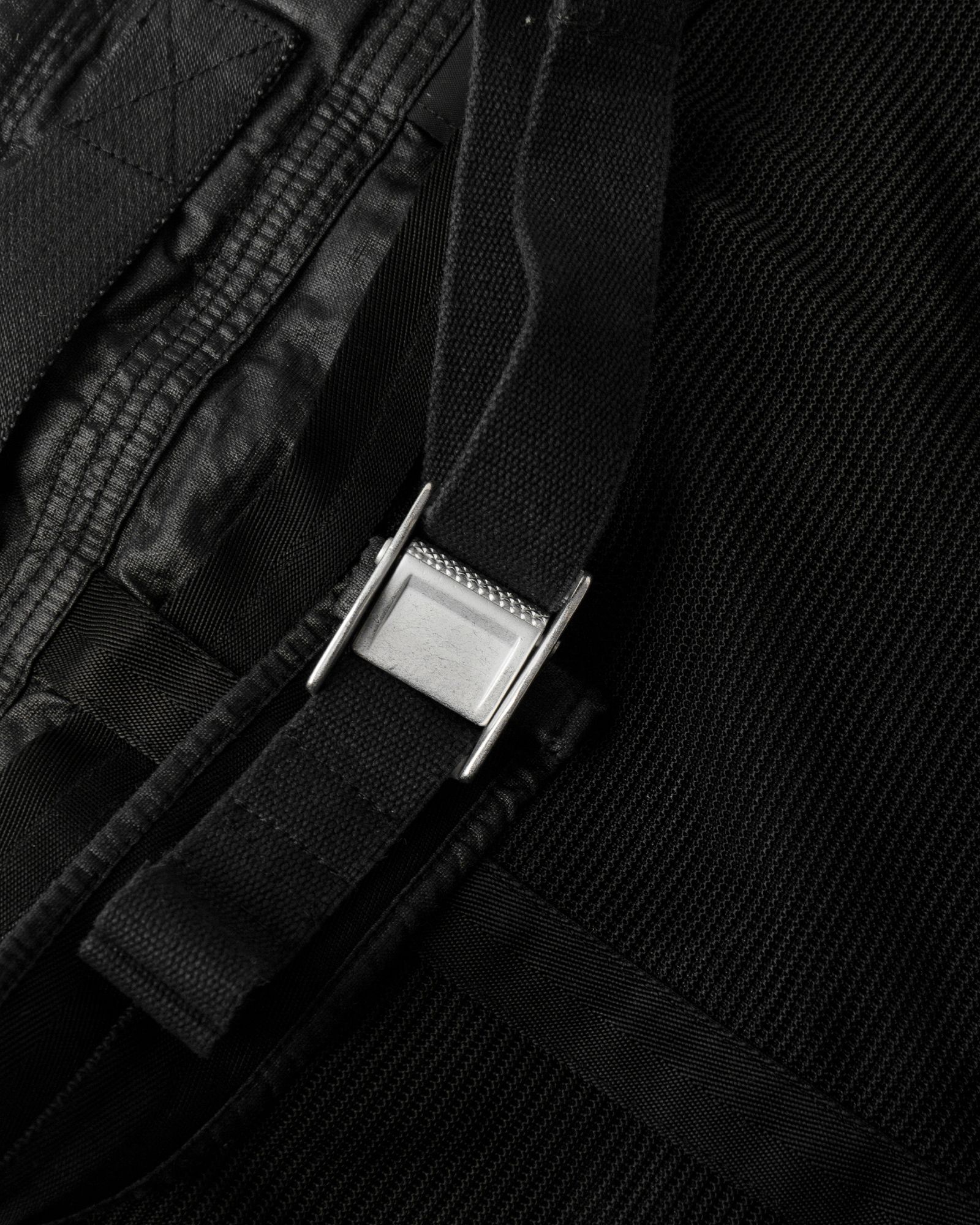 CLARKS X C.P.COMPANY Travel Bag in Lino WAX