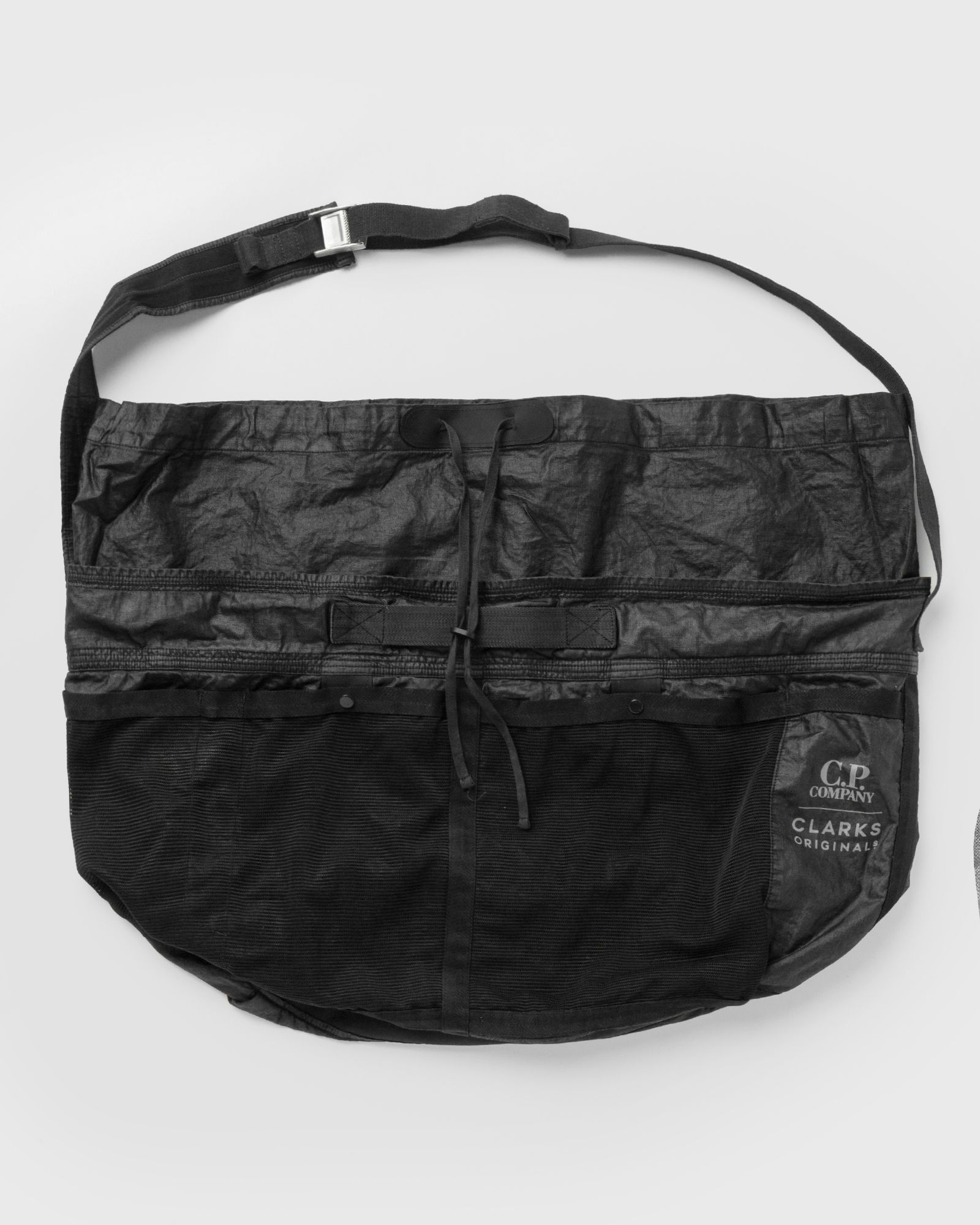 CLARKS X C.P.COMPANY Travel Bag in Lino WAX