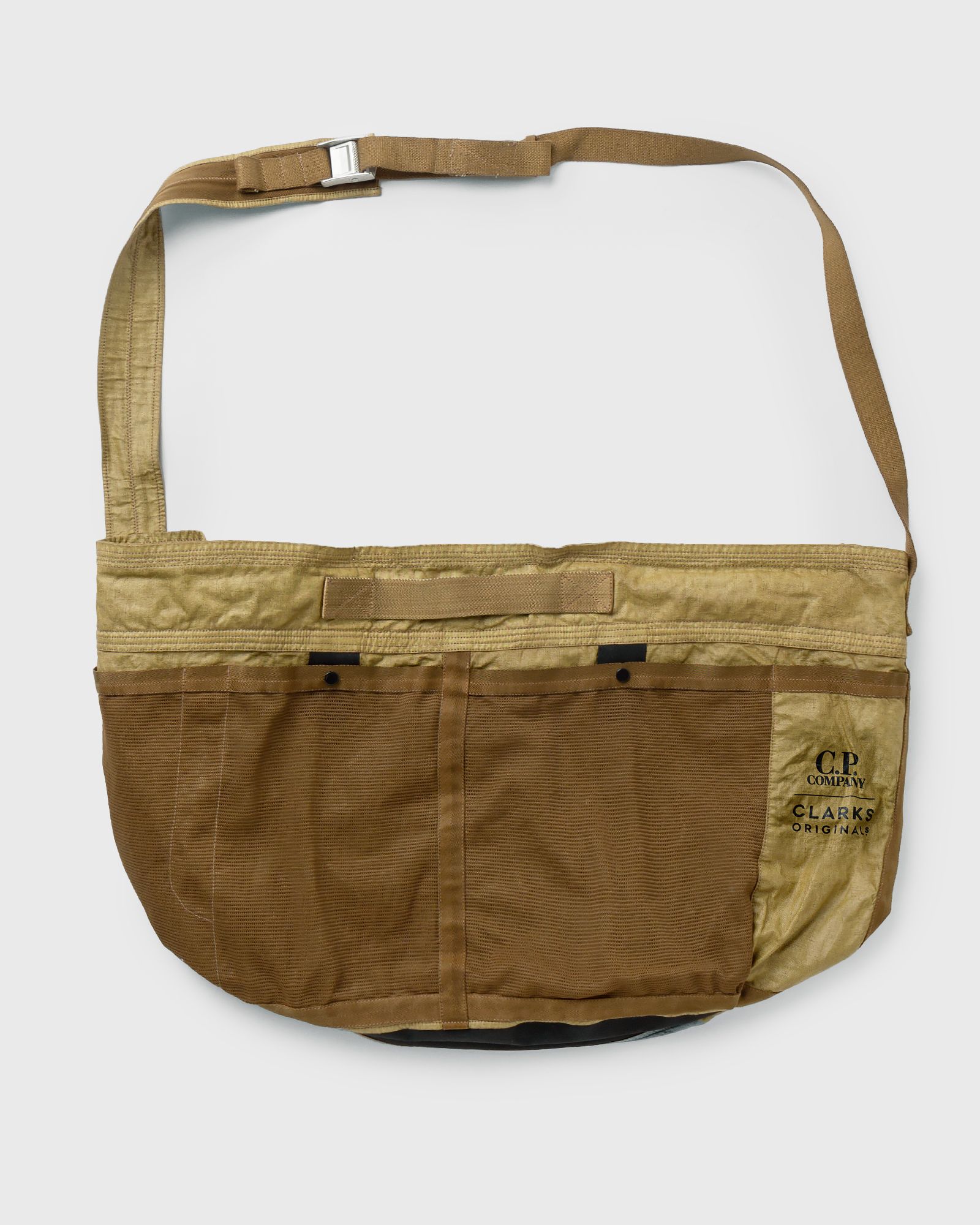 CLARKS X C.P.COMPANY Travel Bag in Lino WAX