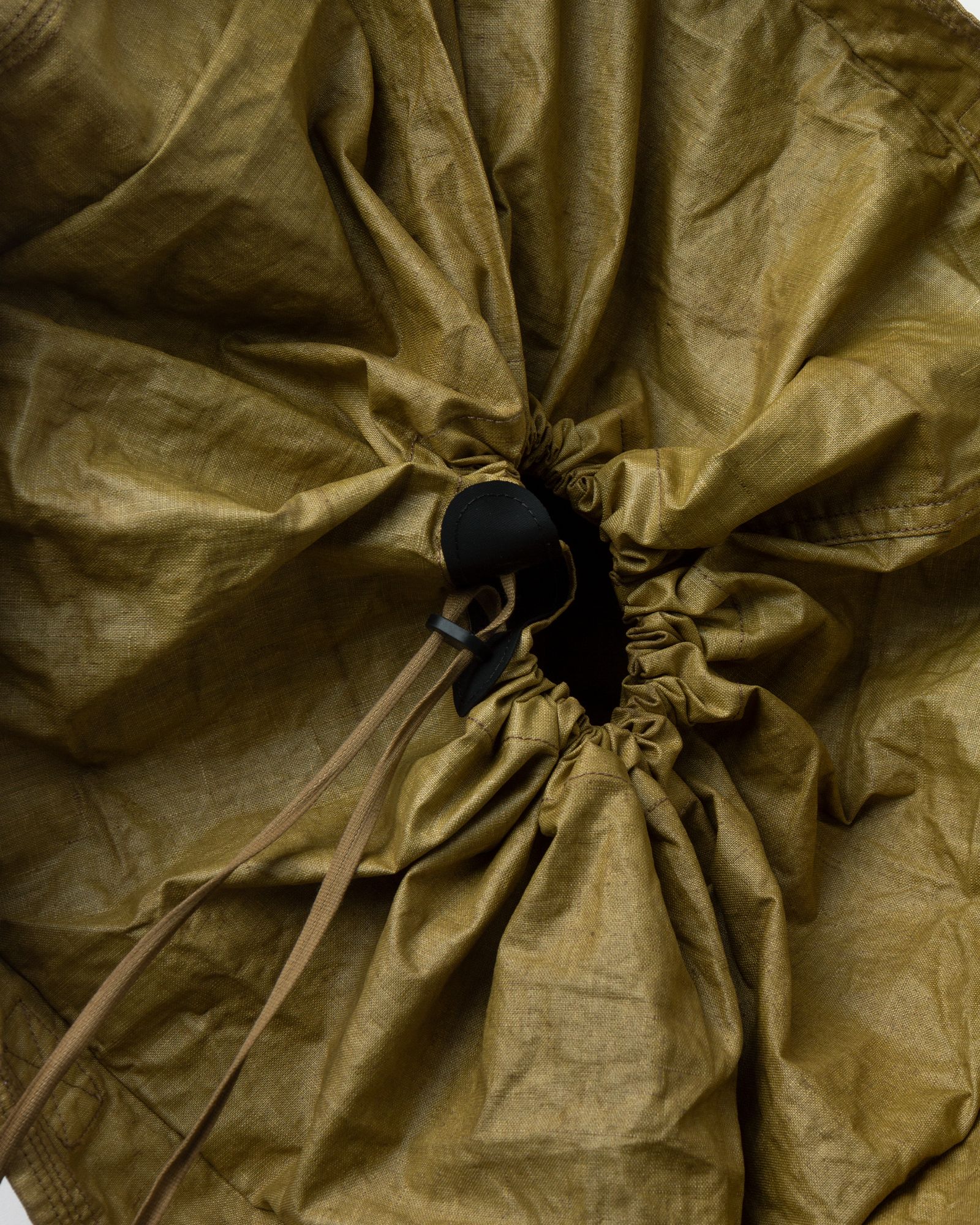 CLARKS X C.P.COMPANY Travel Bag in Lino WAX