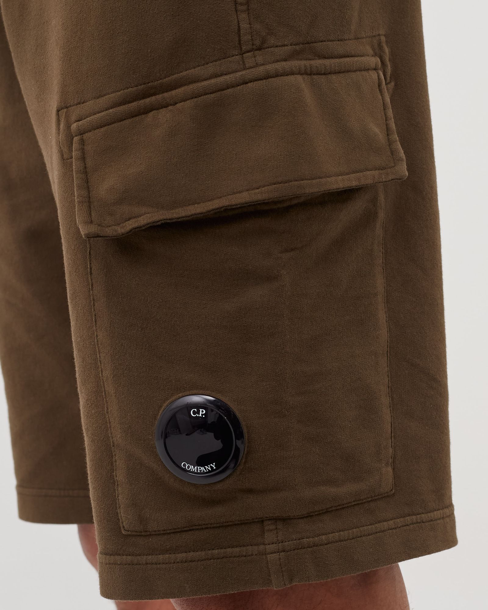 LIGHT FLEECE CARGO SHORTS