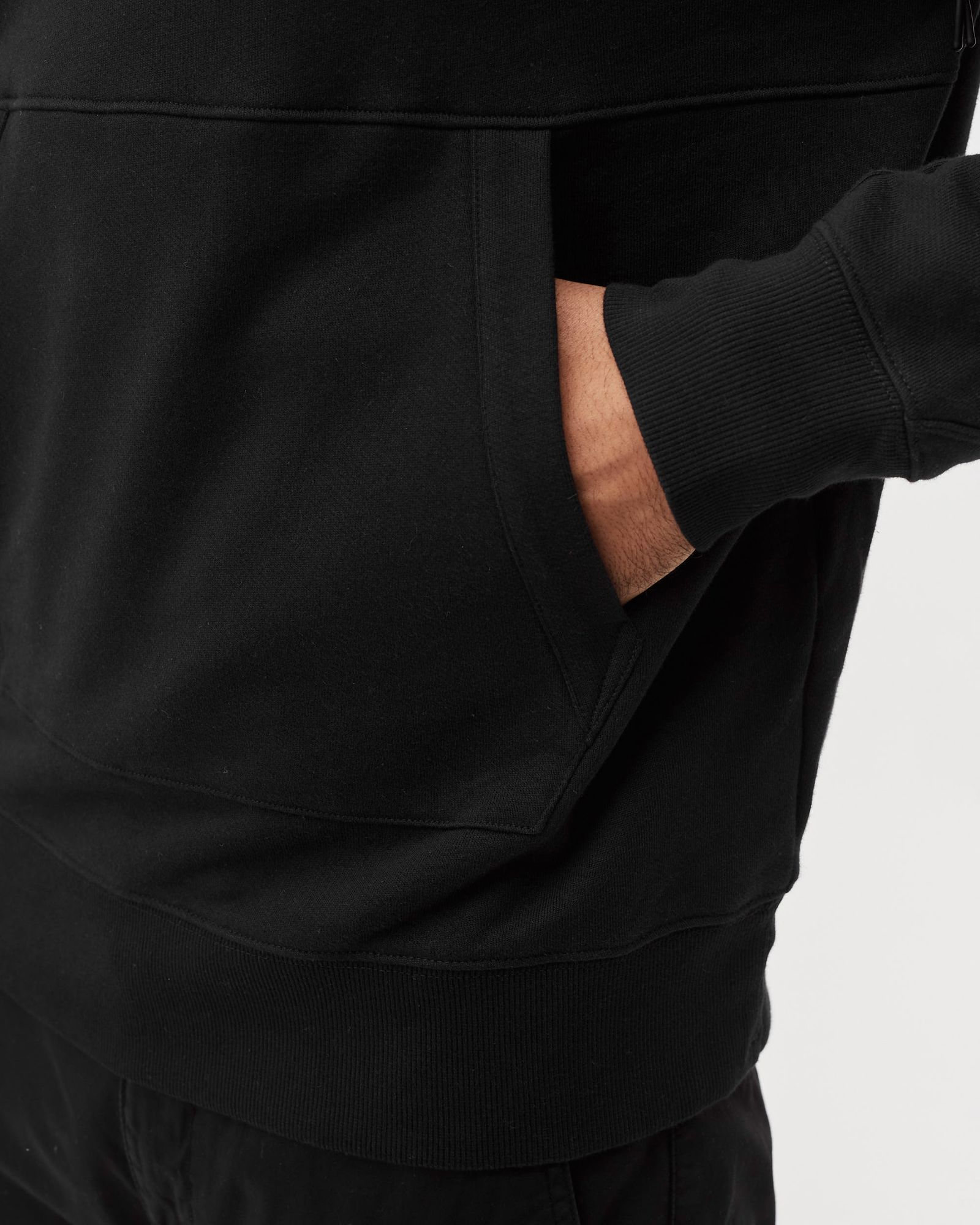 DIAGONAL RAISED FLEECE PULLOVER HOODIE