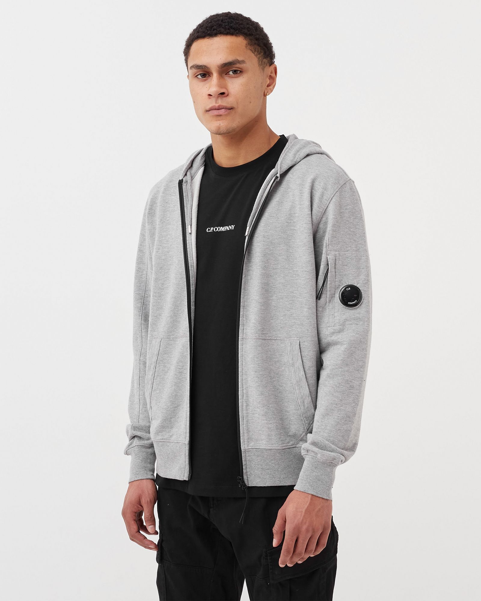 LIGHT FLEECE ZIPPED HOODIE