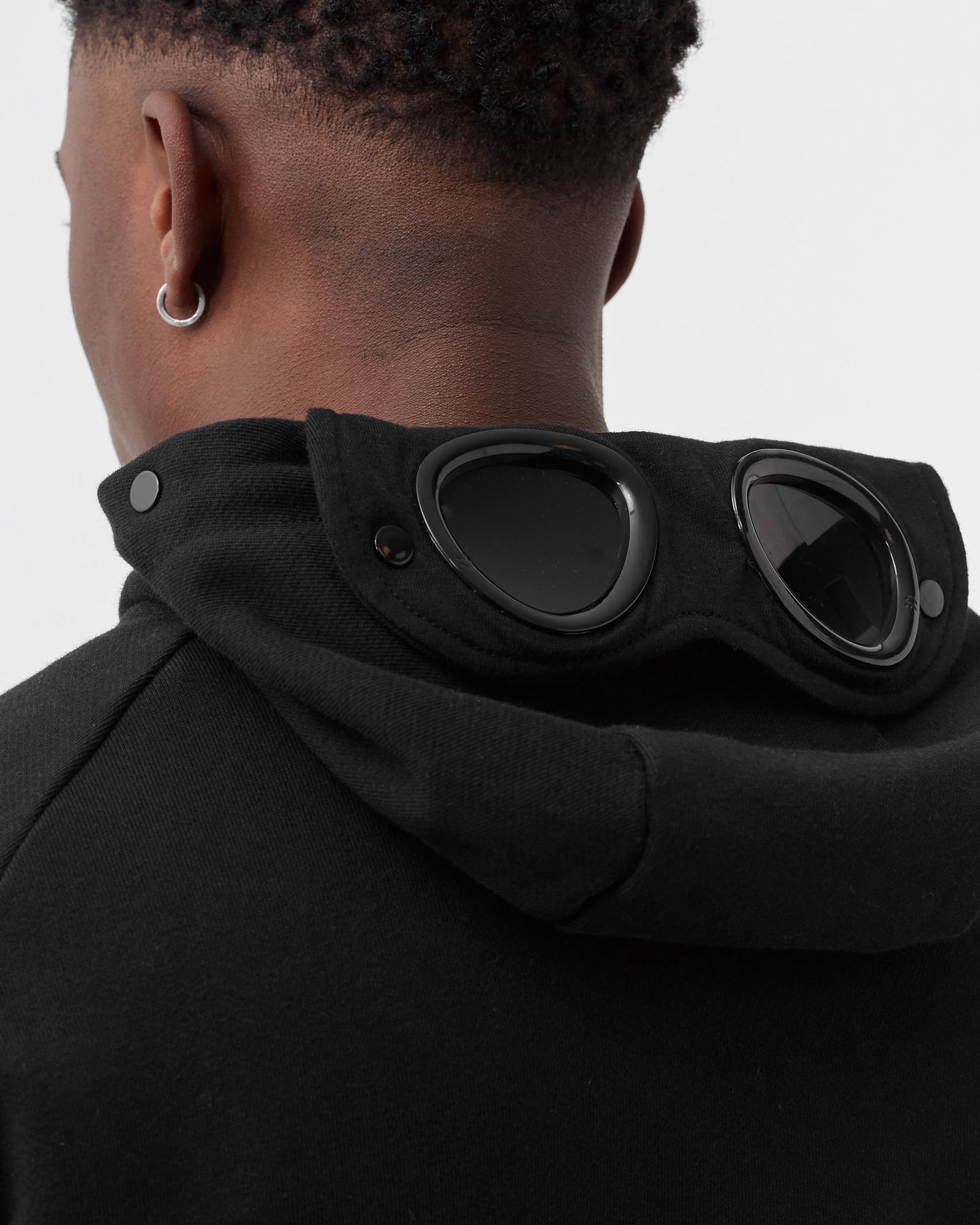 DIAGONAL RAISED FLEECE GOGGLE HOODIE