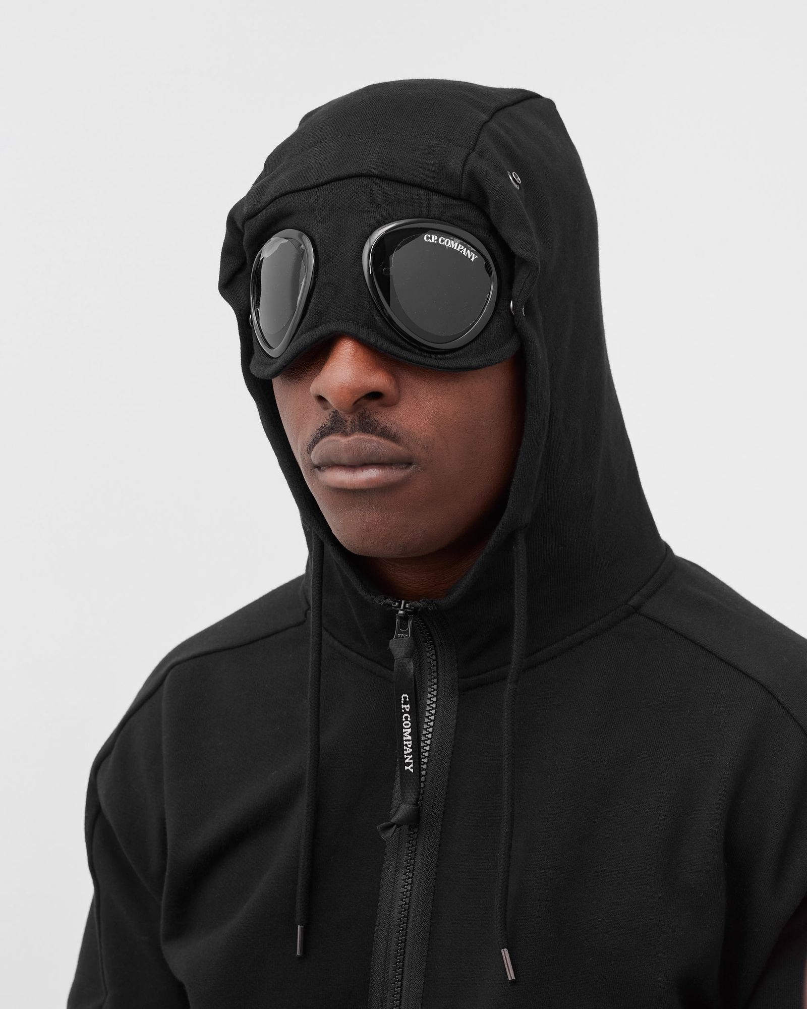DIAGONAL RAISED FLEECE GOGGLE HOODIE