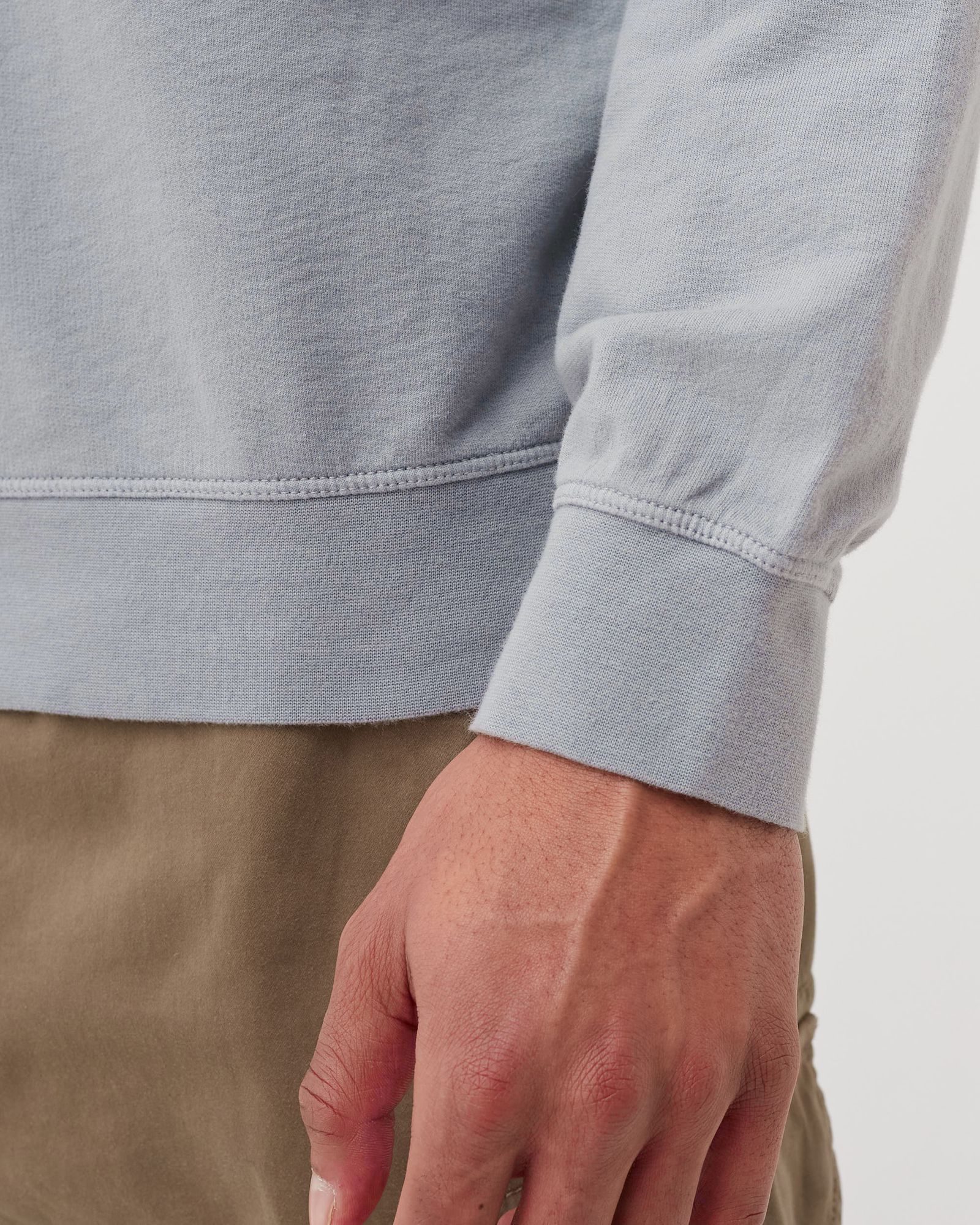 LIGHT FLEECE TONAL LOGO SWEATSHIRT