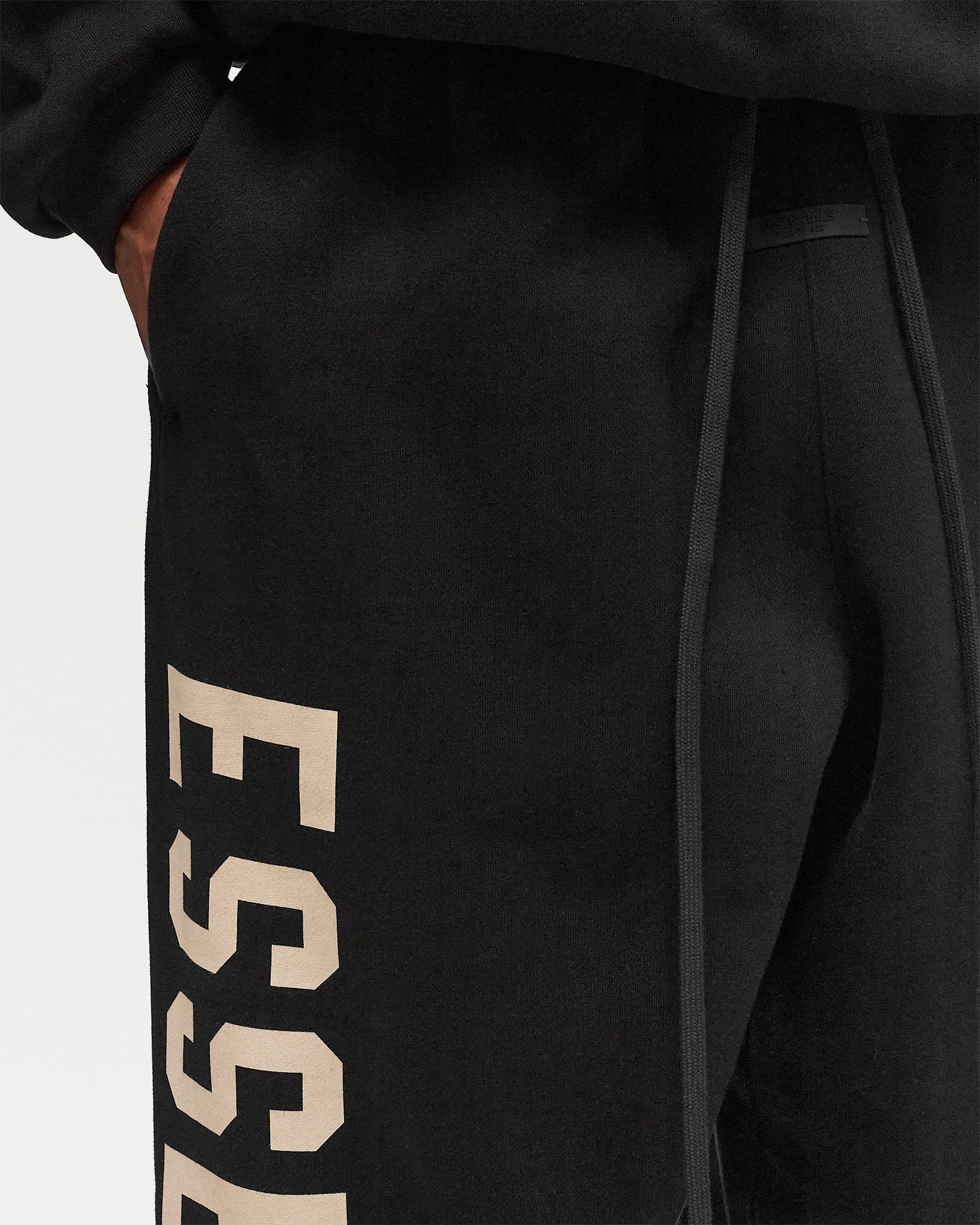 FLEECE RELAXED SWEATPANT