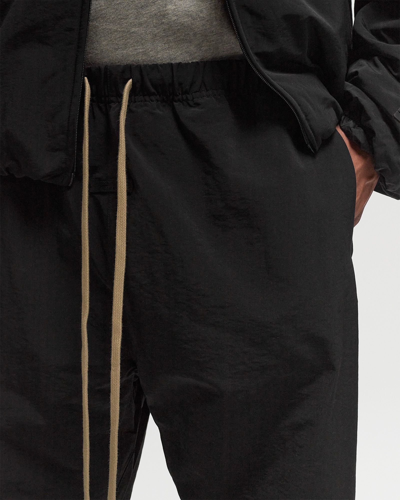 MILITARY NYLON TRACKPANT