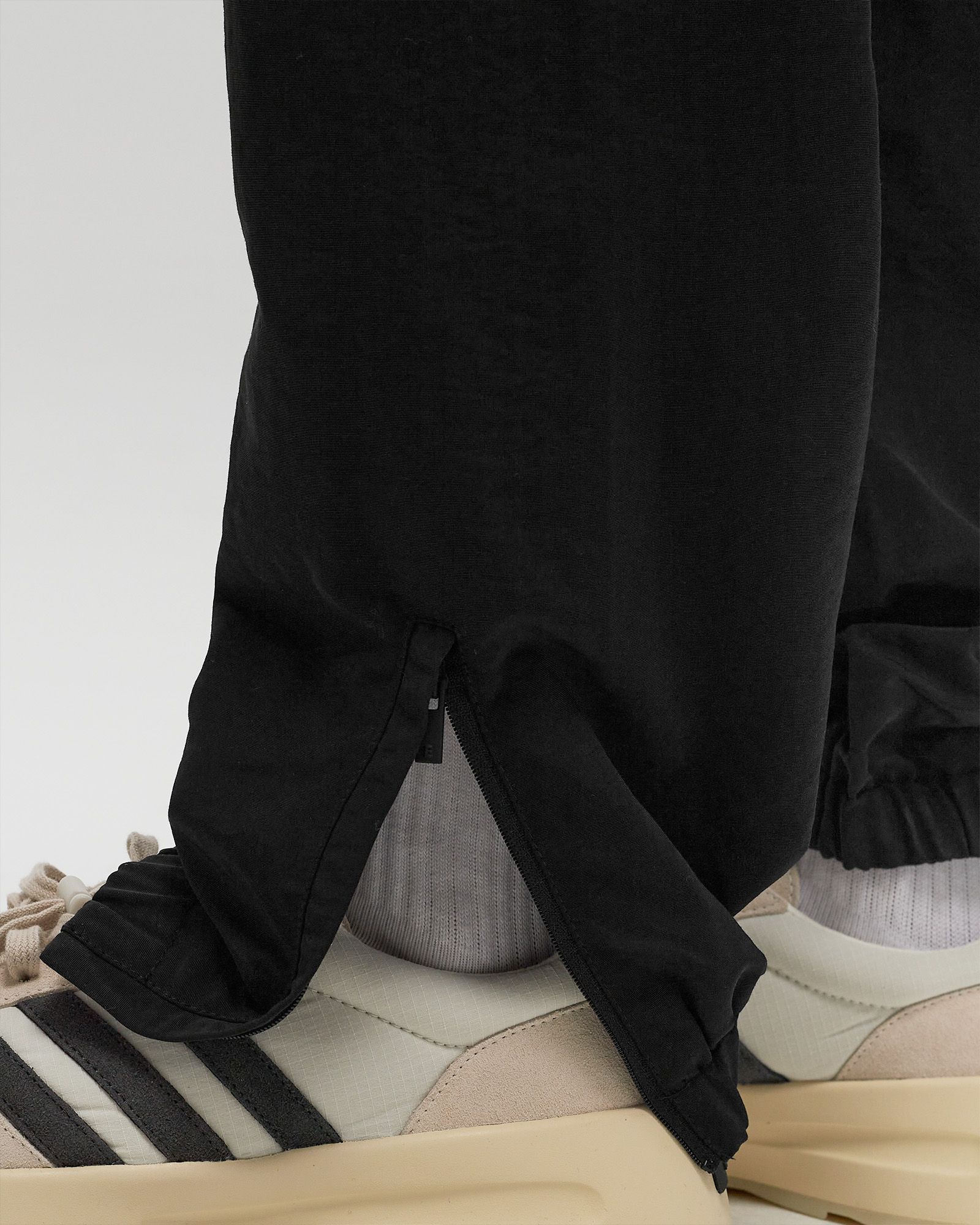 MILITARY NYLON TRACKPANT