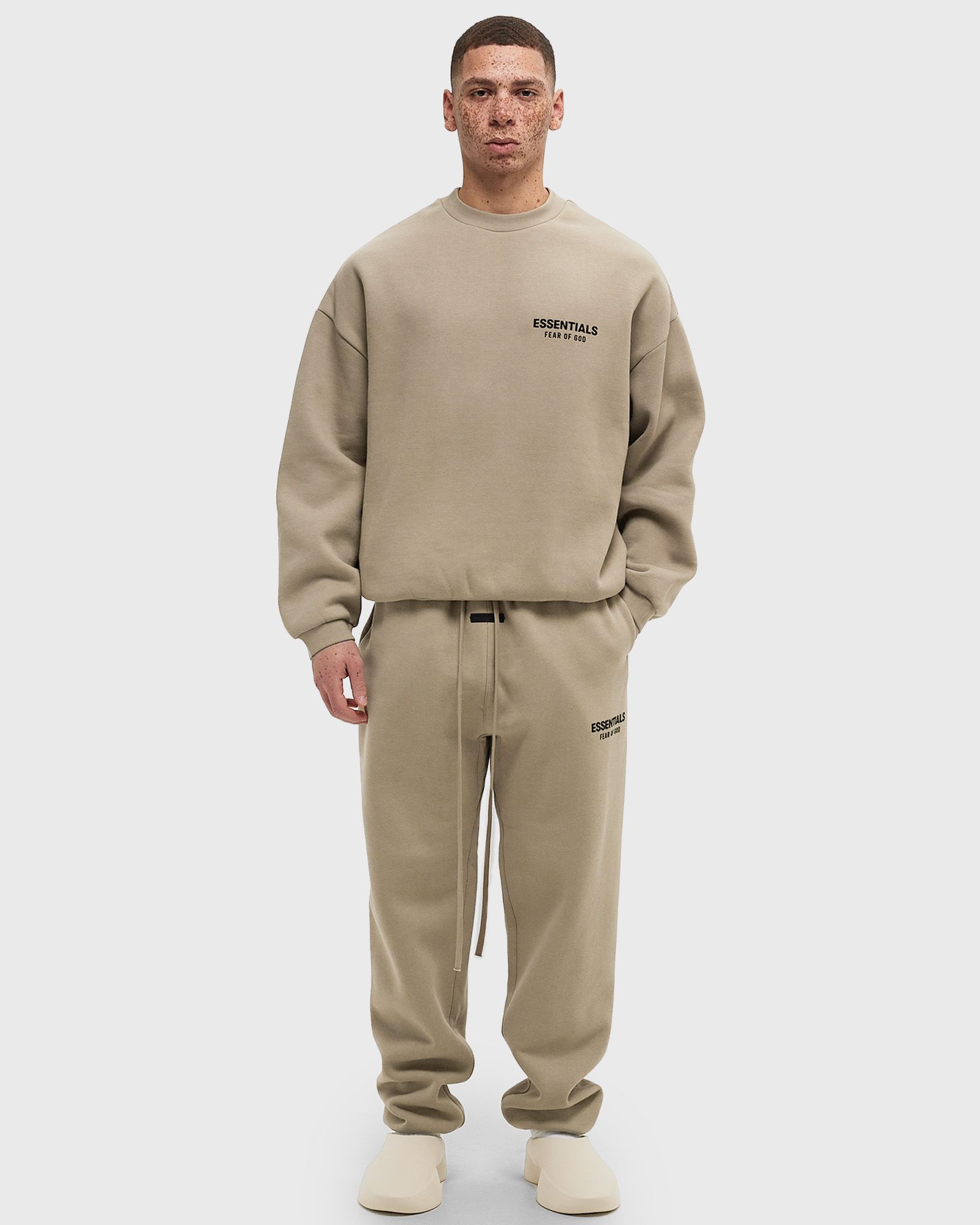 FLEECE ESSENTIAL SWEATPANT