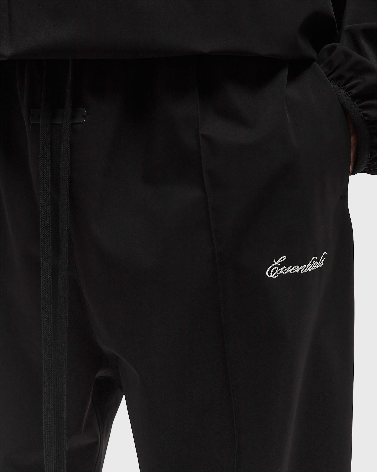 SPORTY NYLON RELAXED TRACKPANT