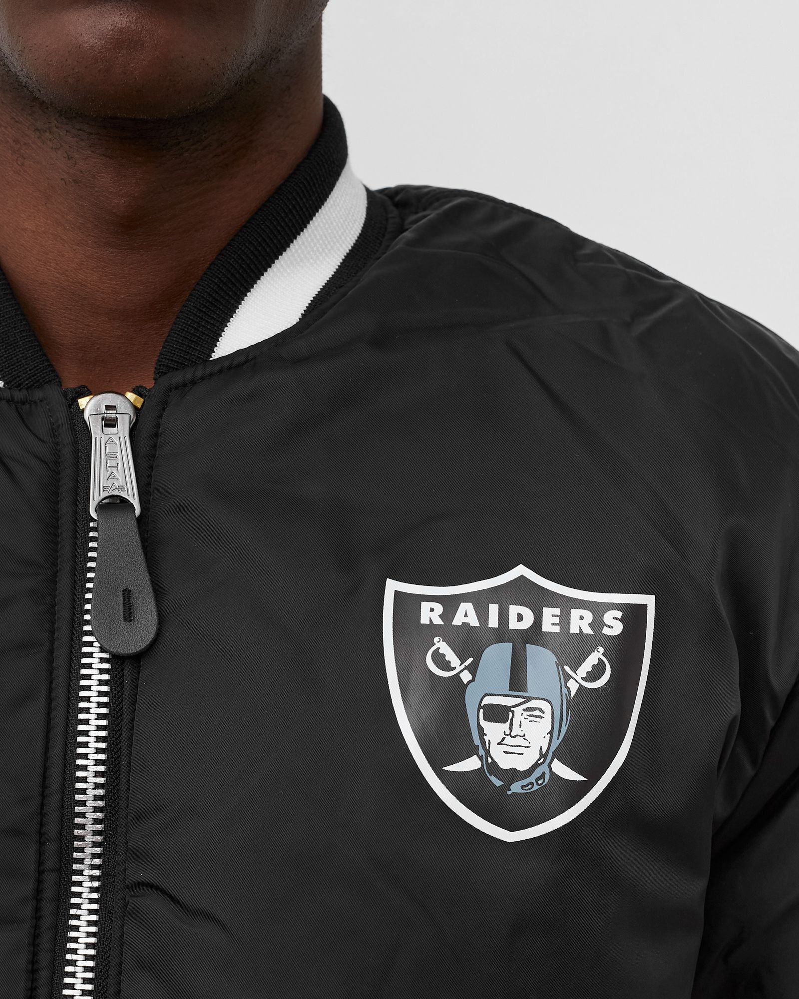 MA-1M BKBKWH X30760BR00 LASRAI