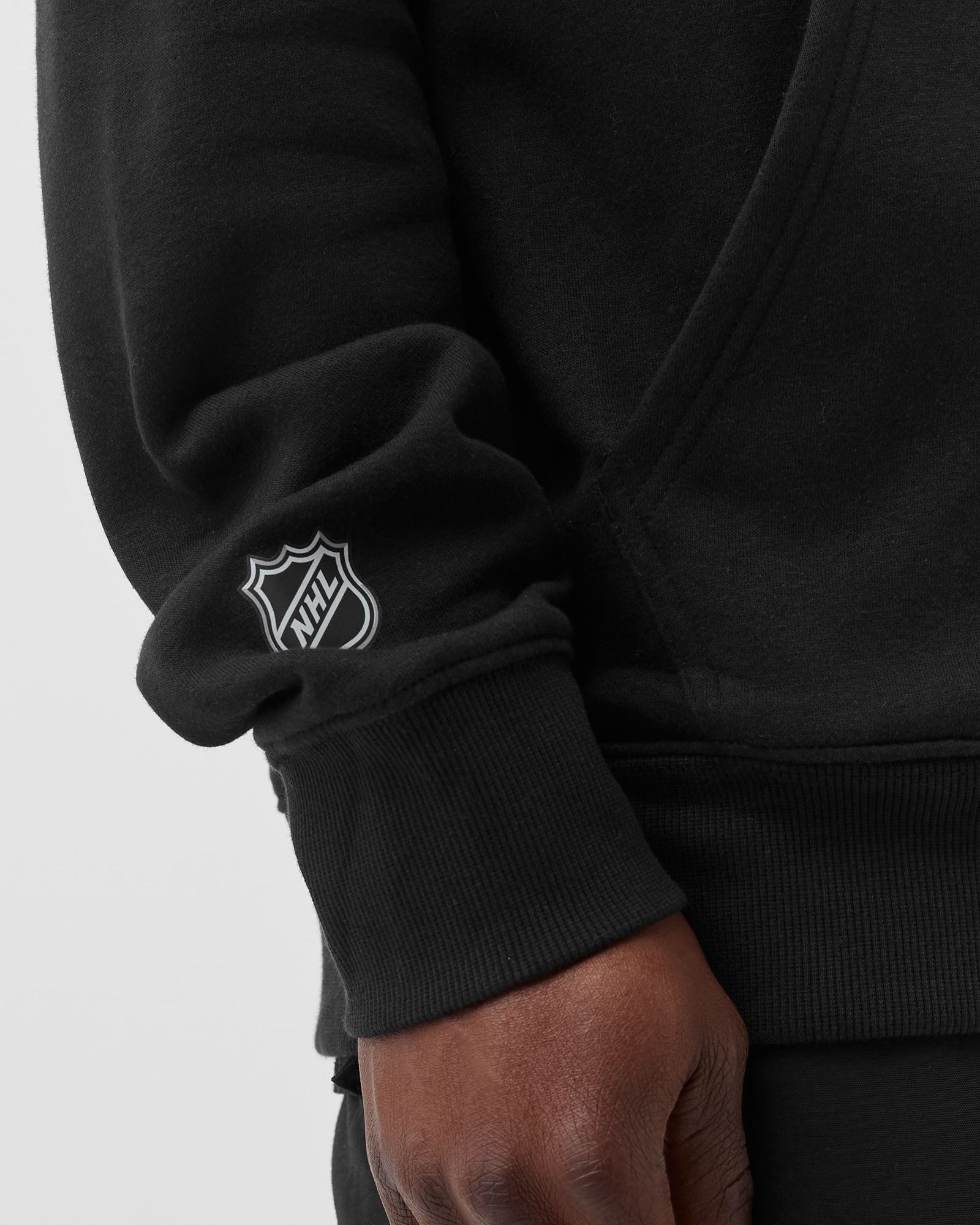 Mid Essentials Crest Graphic Hoodie Pittsburgh Penguins