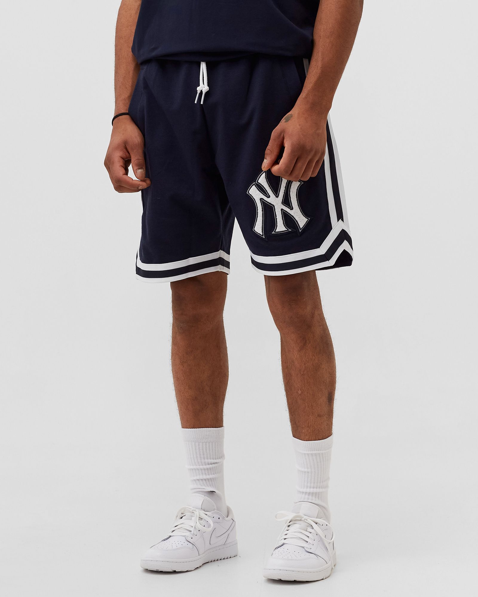 LOGOSELECT SHORTS