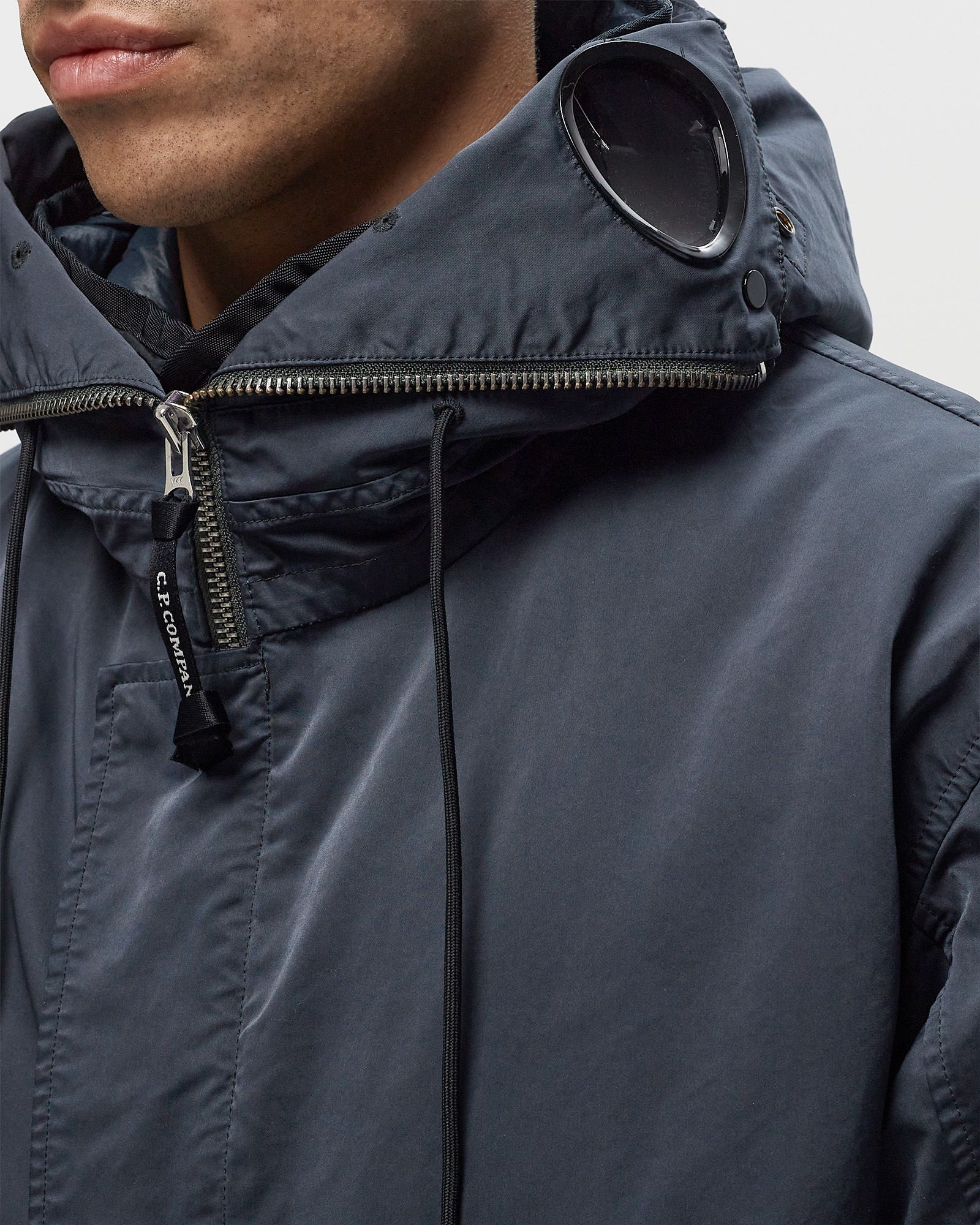 OUTERWEAR LONG JACKET IN MICRO KEI