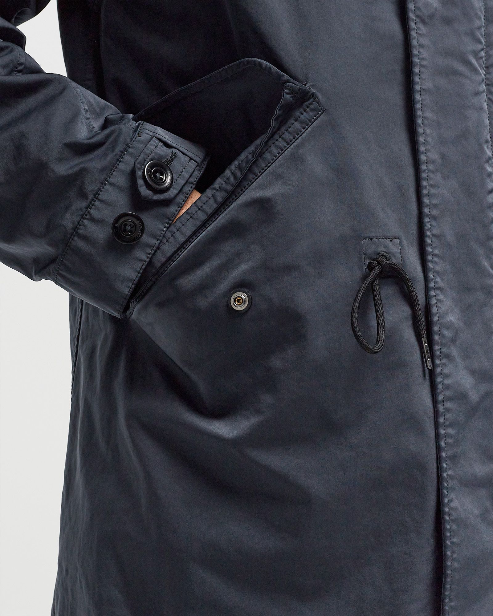 OUTERWEAR LONG JACKET IN MICRO KEI