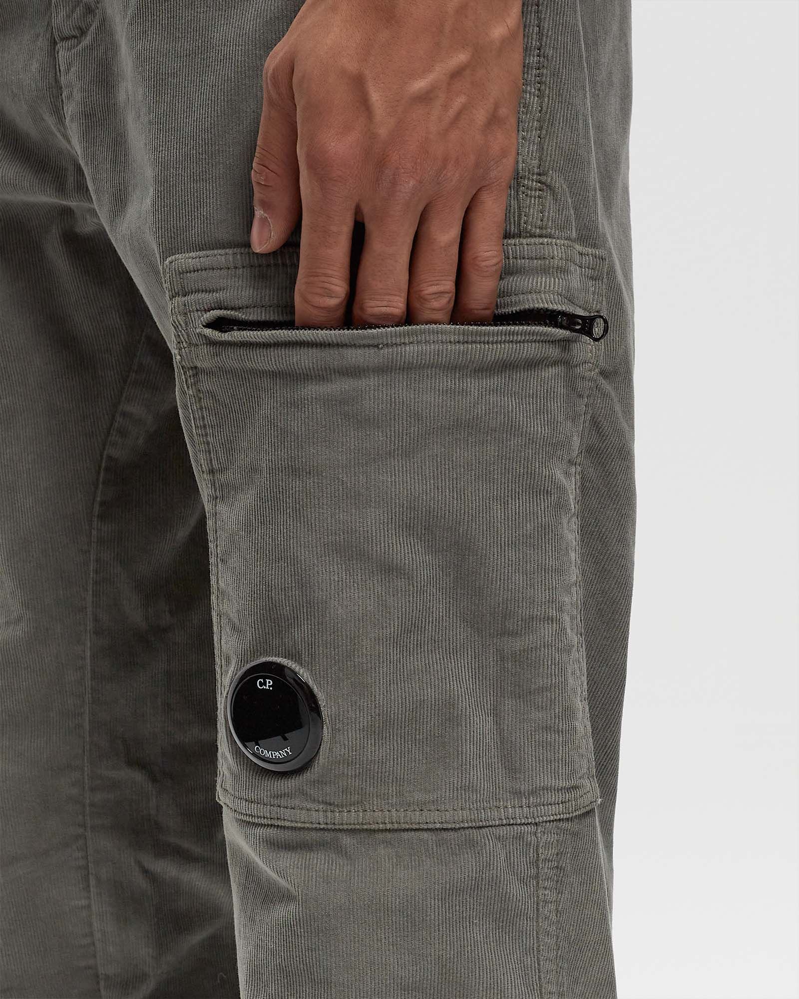 CORDUROY LENS CARGO PANTS