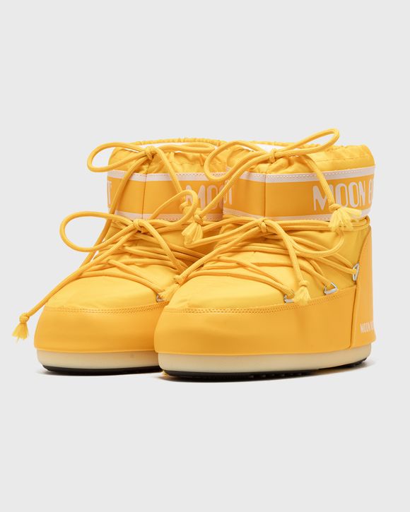 Yellow moon discount boot