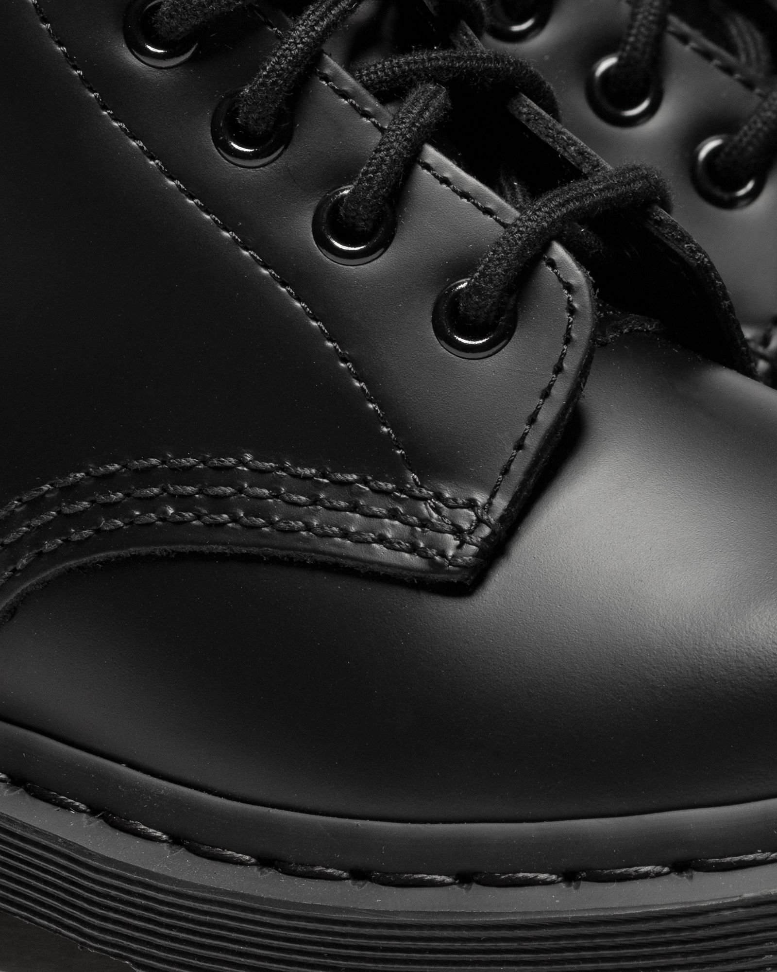 1460 MONO BLACK SMOOTH