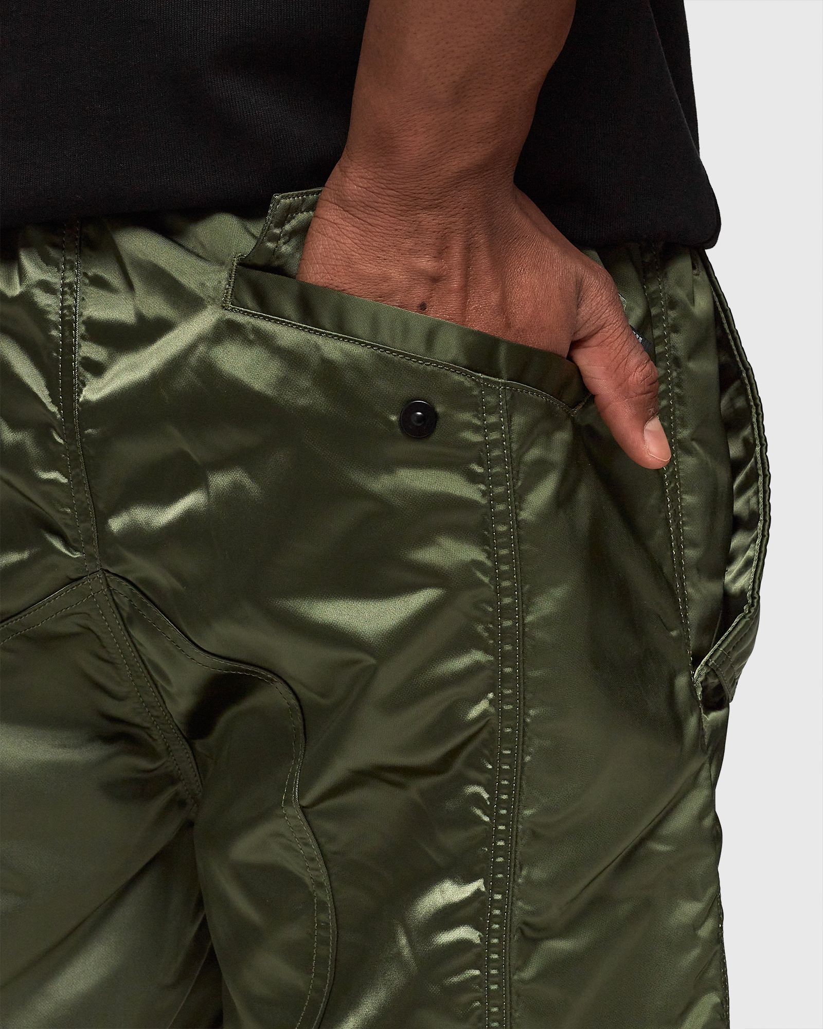 Shorts-Nylon Short UV