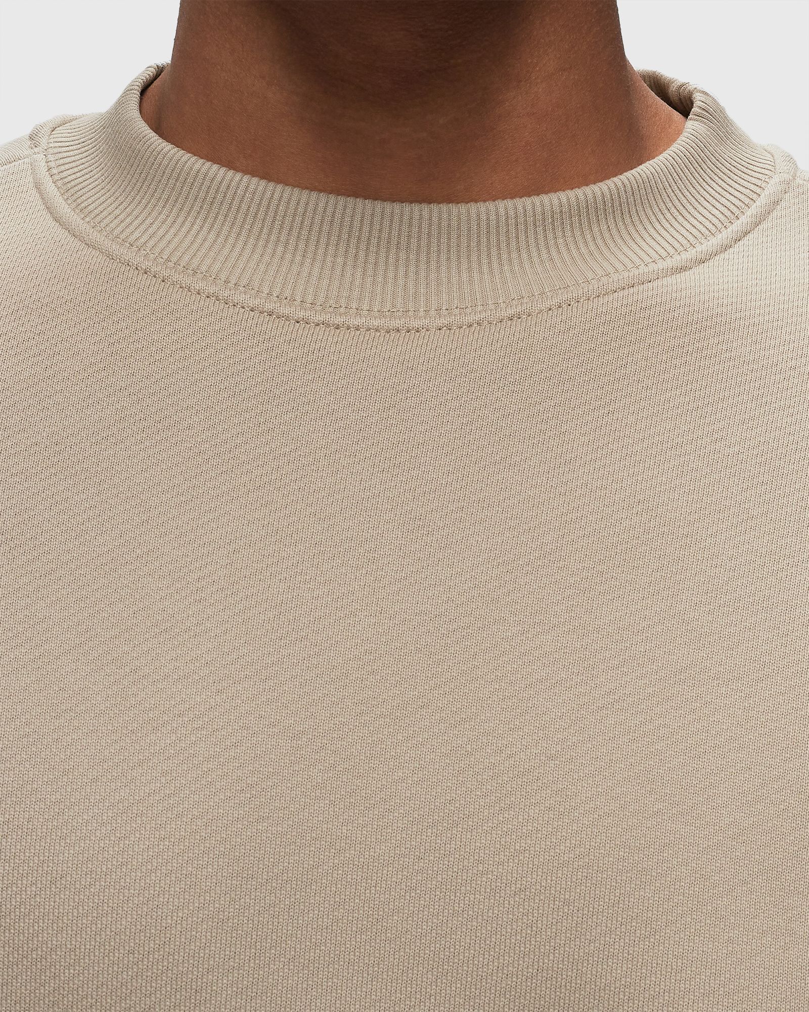 Sweatshirts-Crewneck UV