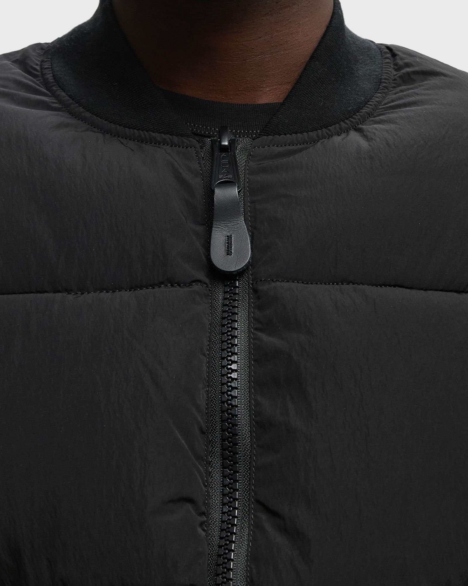 MA-1 Puffer UV