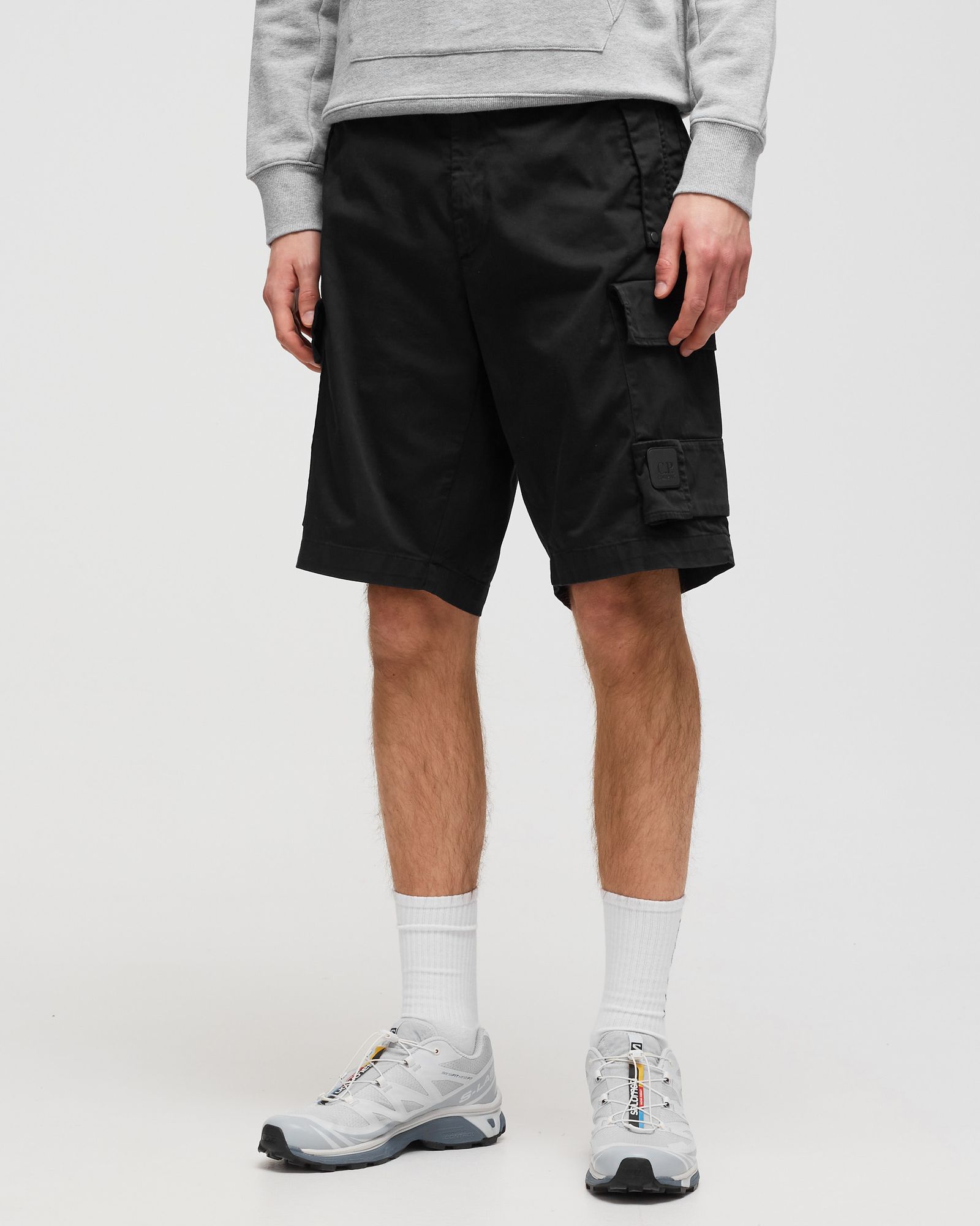 METROPOLIS SERIES STRETCH SATEEN CARGO SHORTS