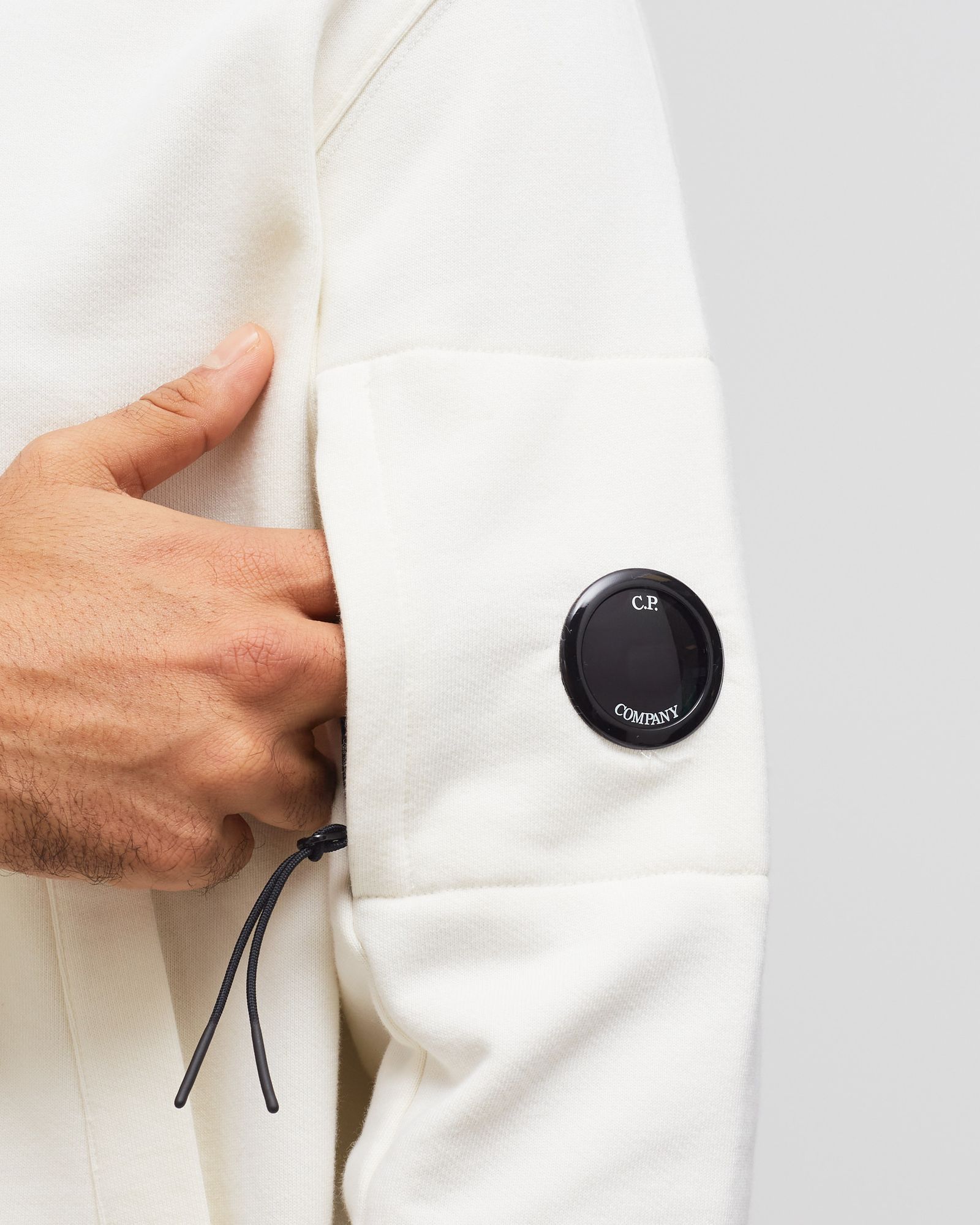 DIAGONAL RAISED FLEECE PULLOVER HOODIE