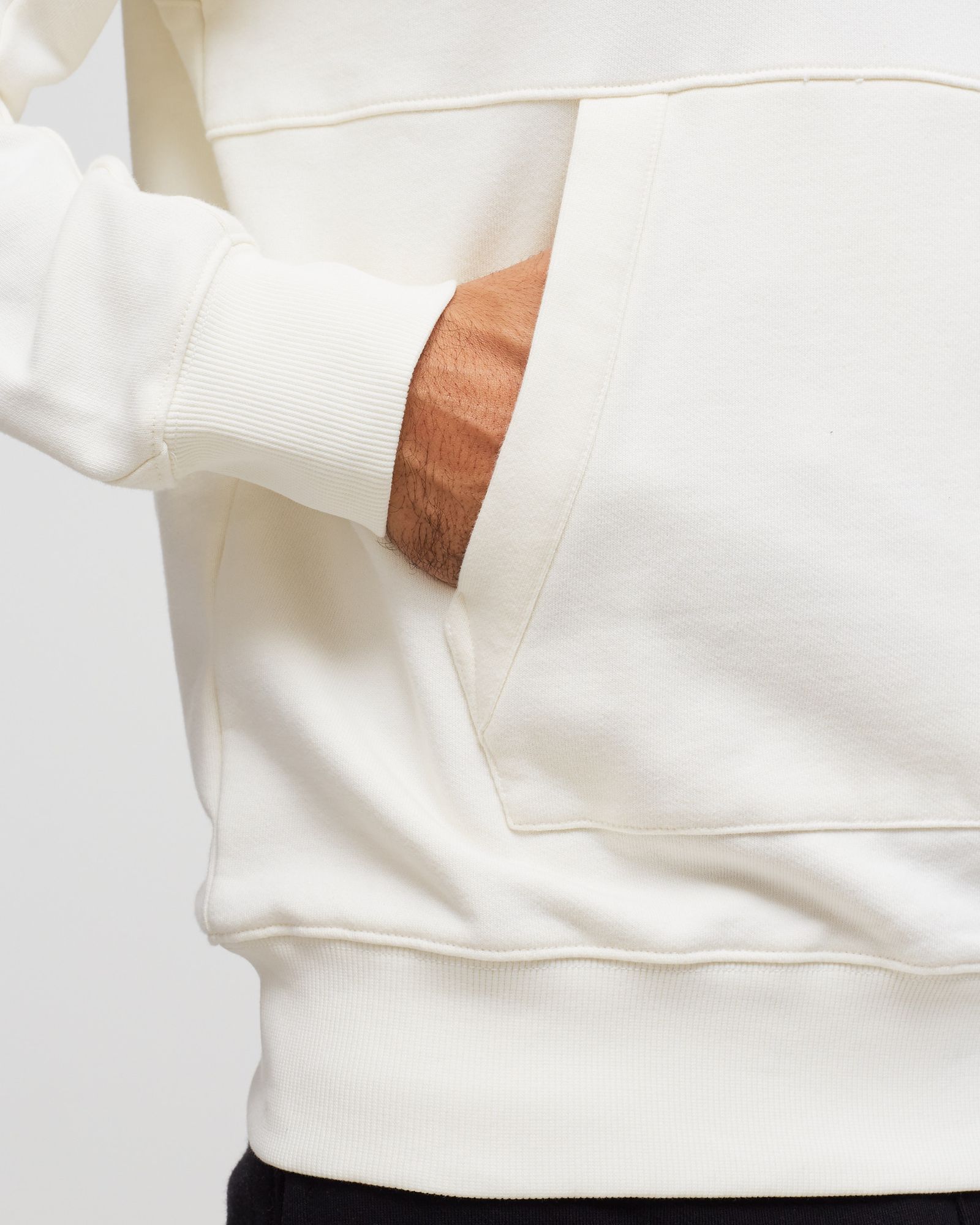 DIAGONAL RAISED FLEECE PULLOVER HOODIE