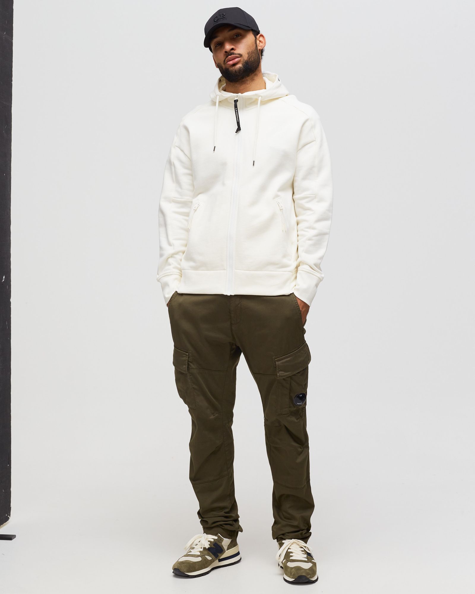 DIAGONAL RAISED FLEECE GOGGLE ZIPPED HOODIE