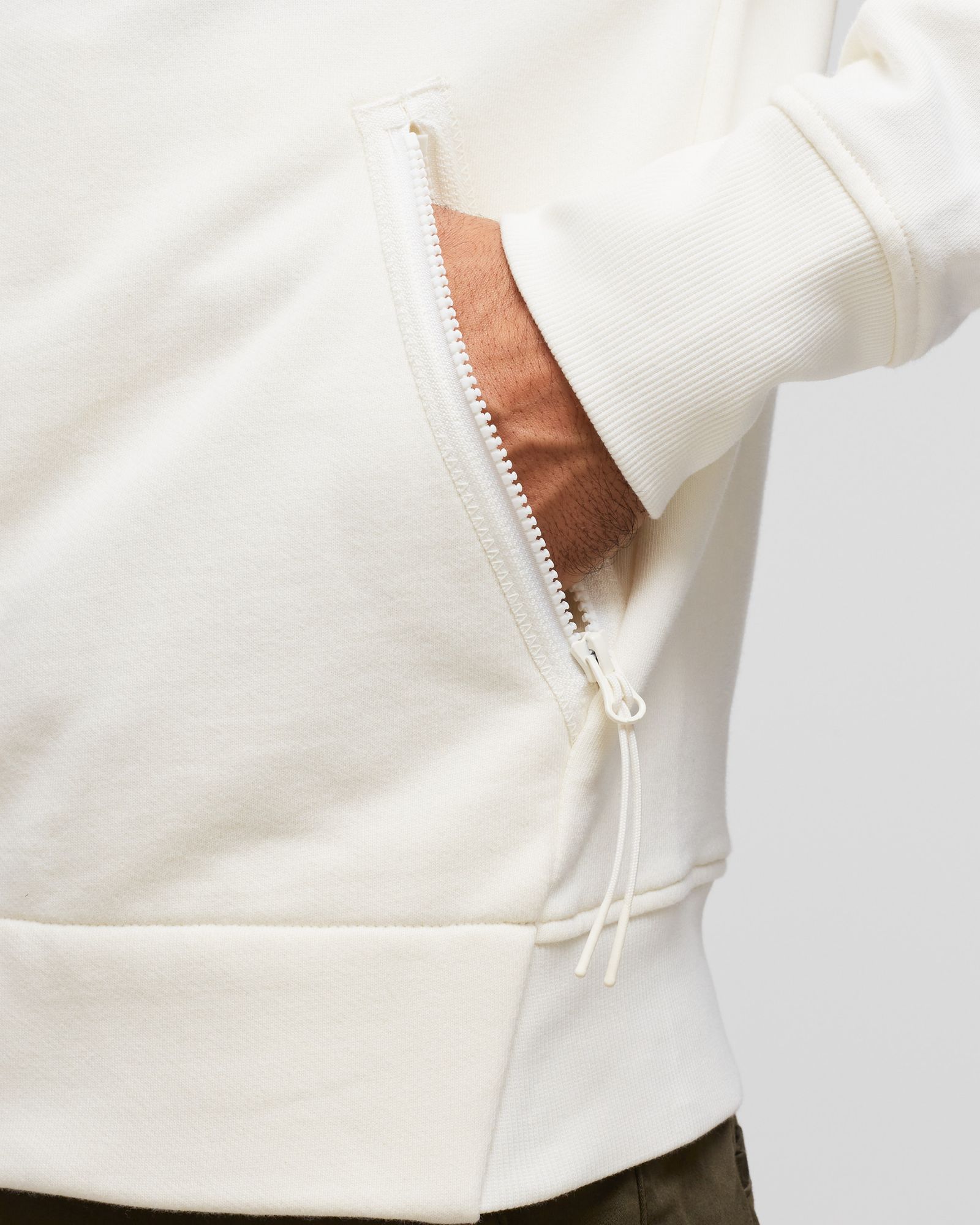 DIAGONAL RAISED FLEECE GOGGLE ZIPPED HOODIE