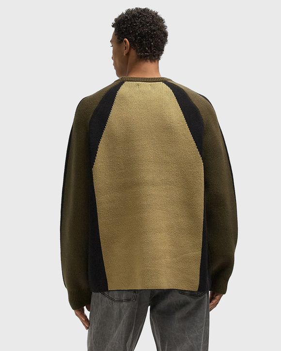 Raglan crew neck sweater