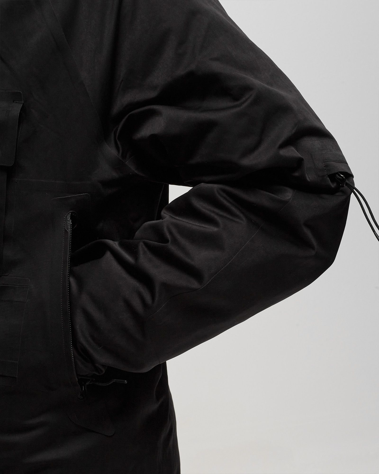 METROPOLIS SERIES A.A.C. HOODED JACKET