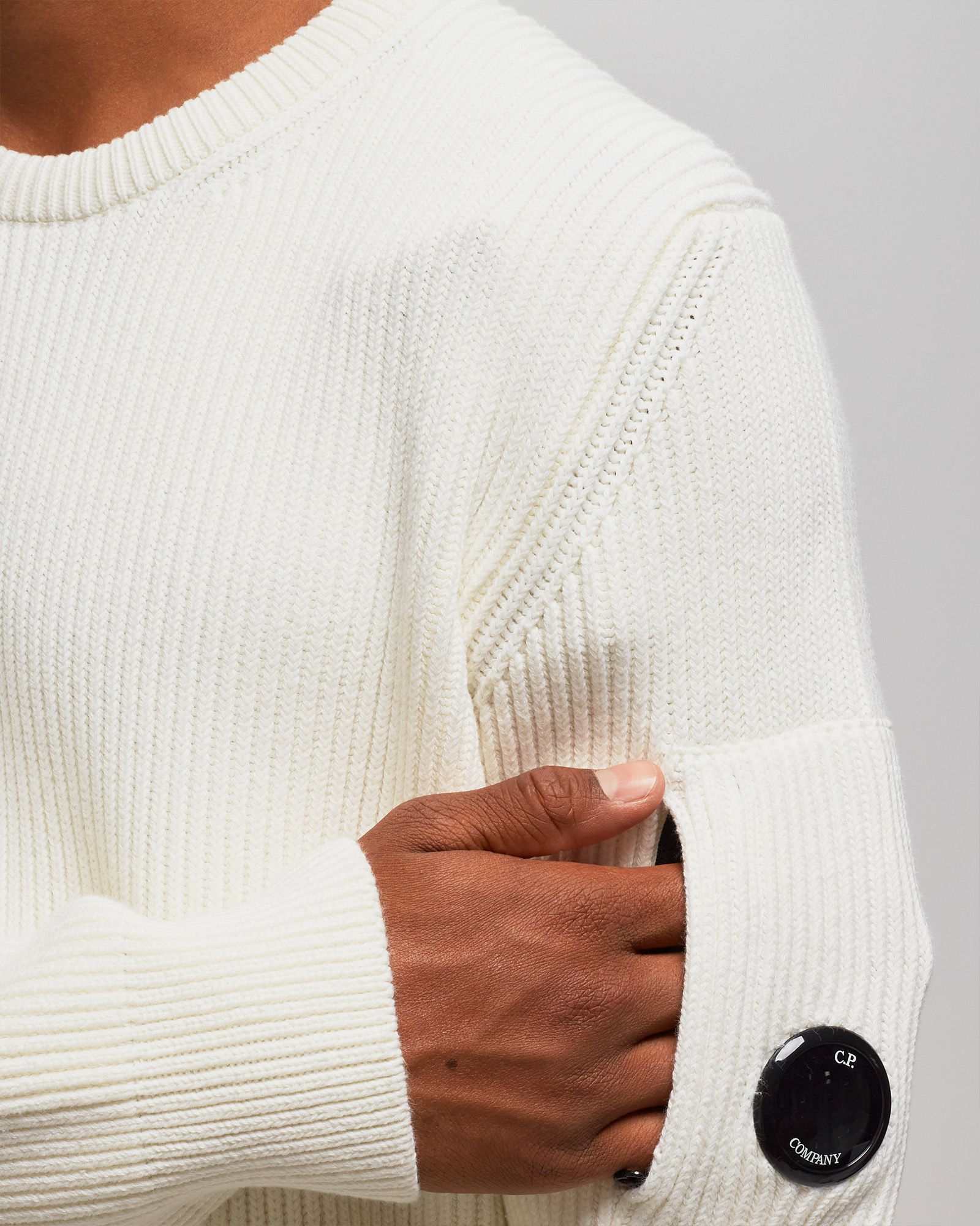 KNITWEAR - CREW NECK