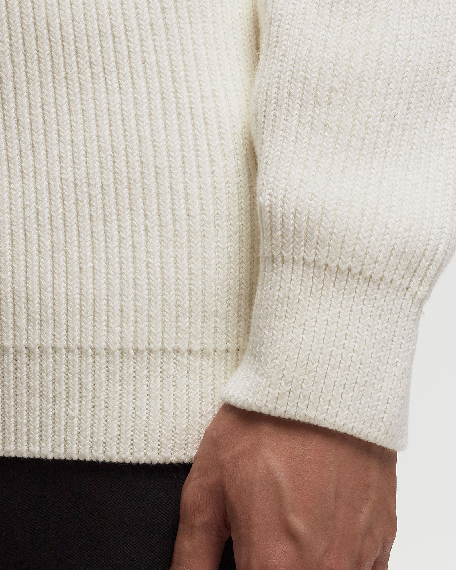 KNITWEAR - TURTLE NECK