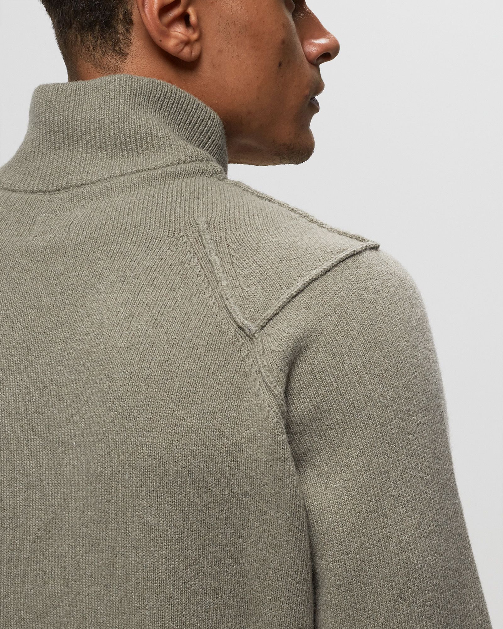 LAMBSWOOL QUARTER ZIPPED KNIT