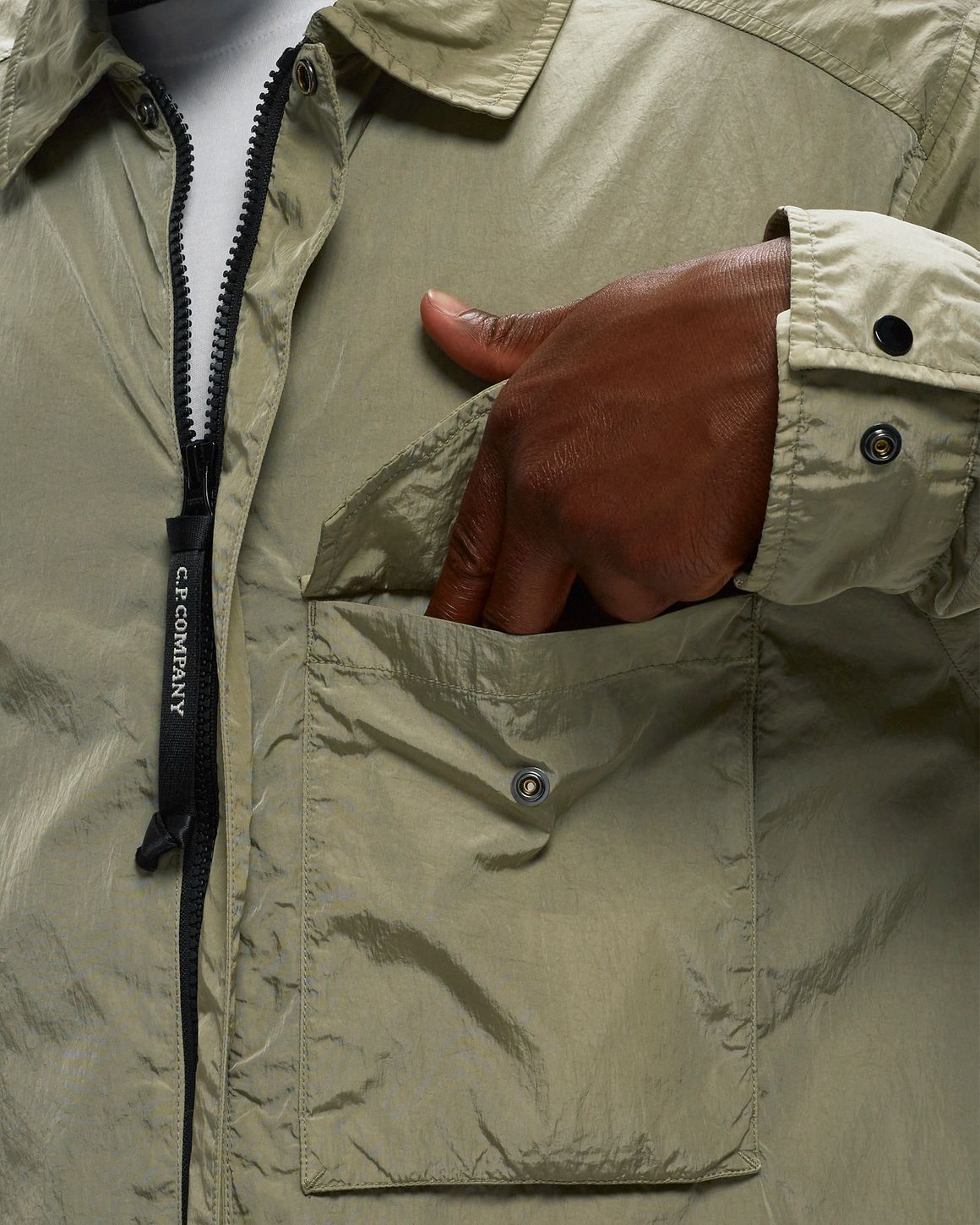 C.P. Company Chrome-R Zipped OVERSHIRT Green | BSTN Store