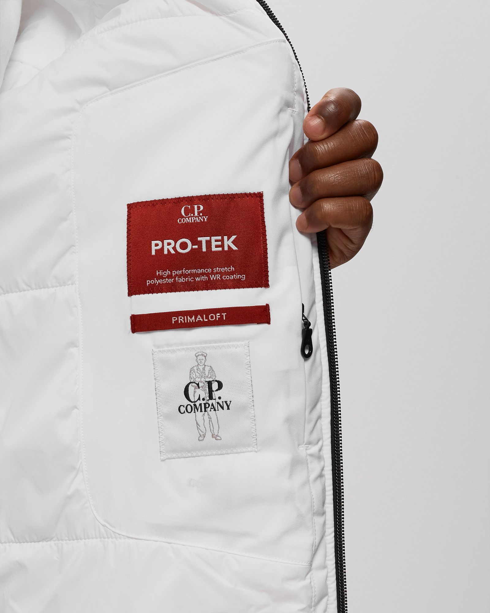 C.P. Company ホワイトナイロンジャケットPRO-TEX C.P. Company Pro-Tek Hooded Jacket White | BSTN Store