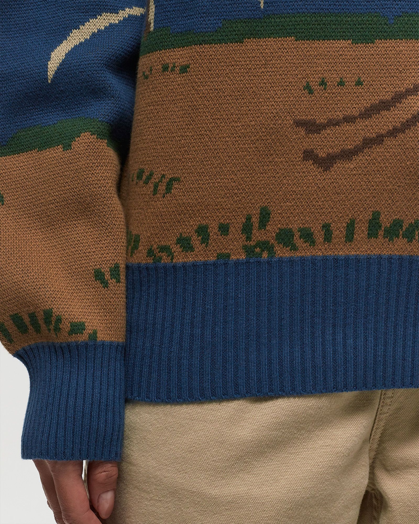 CAMPING KNIT CREWNECK