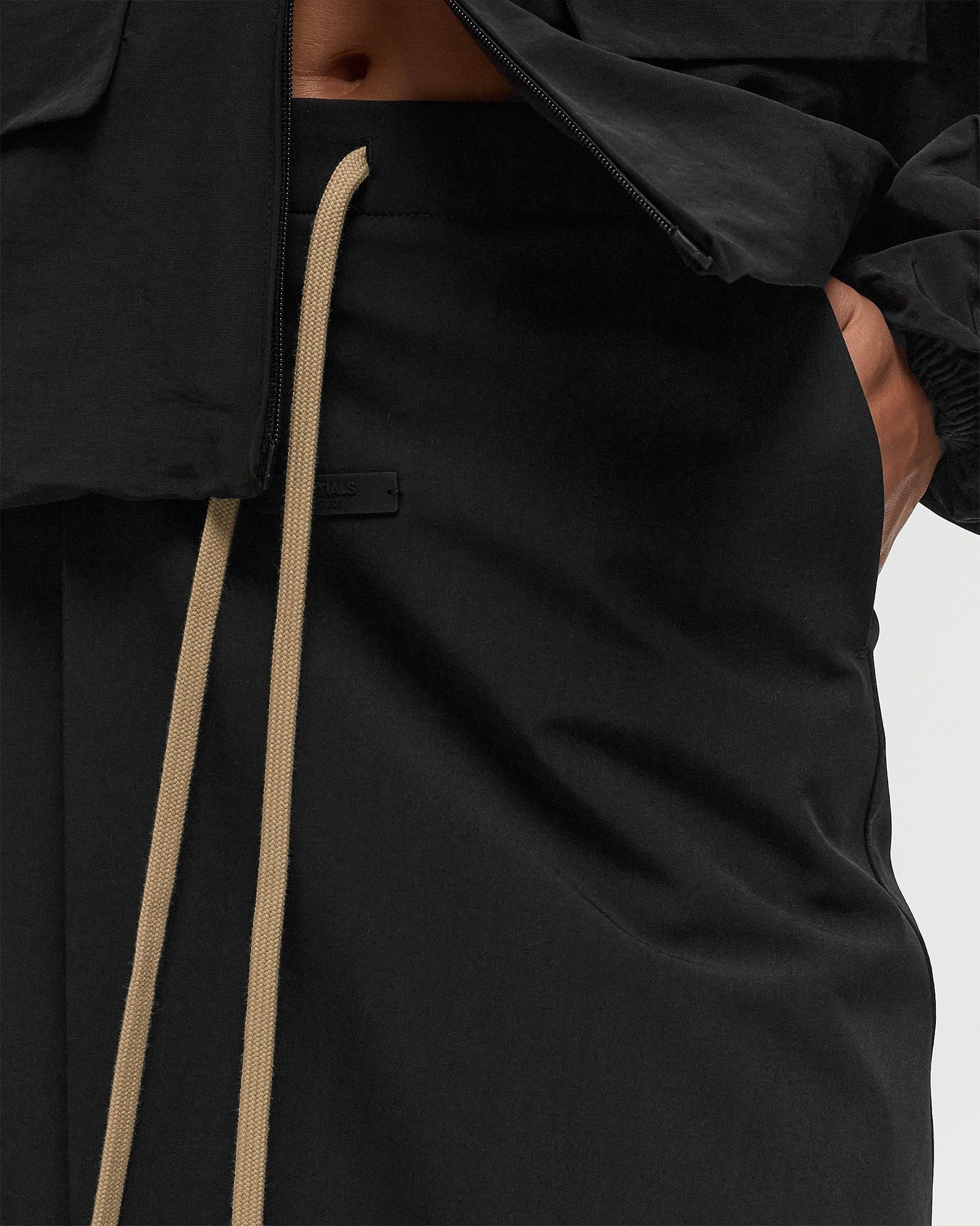 BONDED NYLON WRAP SKIRT