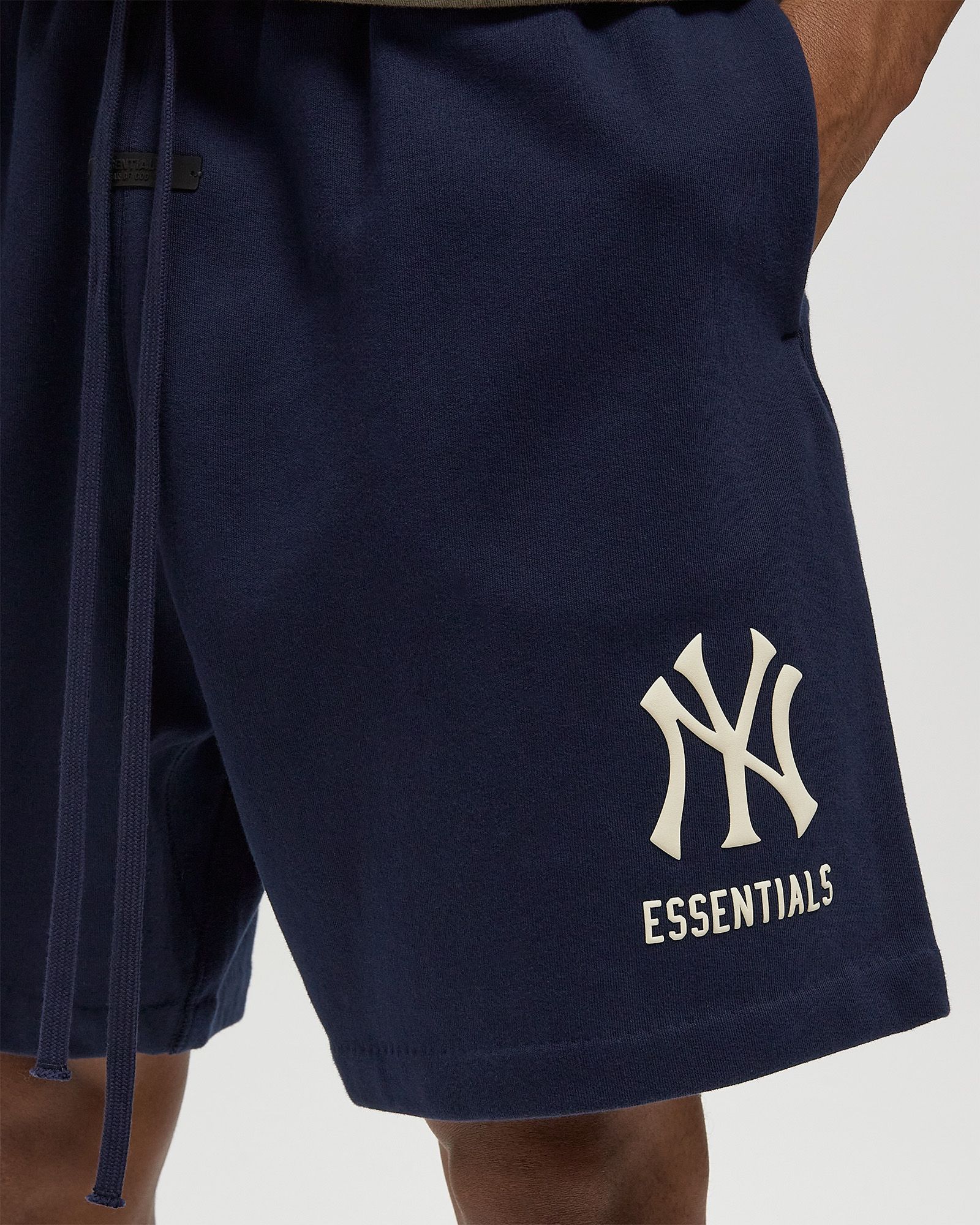 YANKEES CLASSIC FIT SWEATSHORT