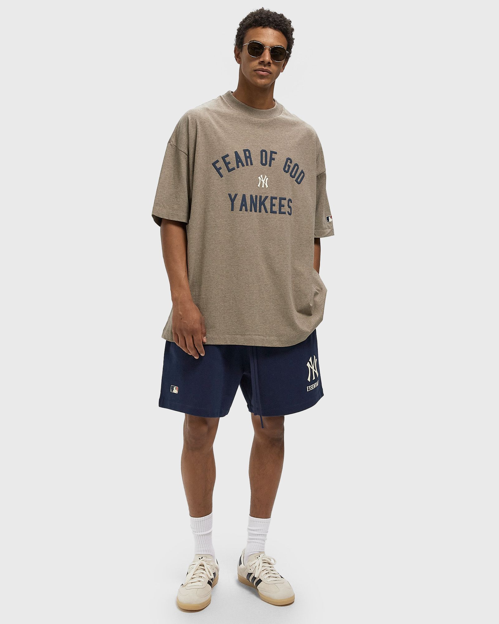 YANKEES CLASSIC FIT SWEATSHORT