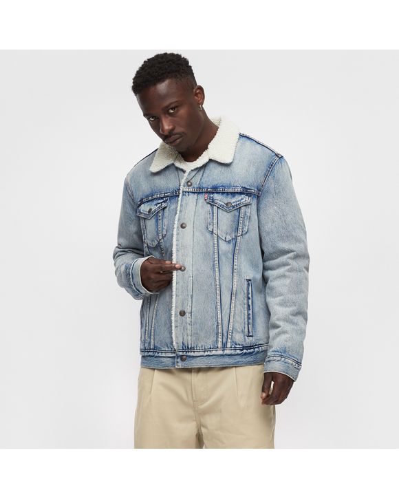 Levi's type 3 sherpa lined denim trucker jacket in tan